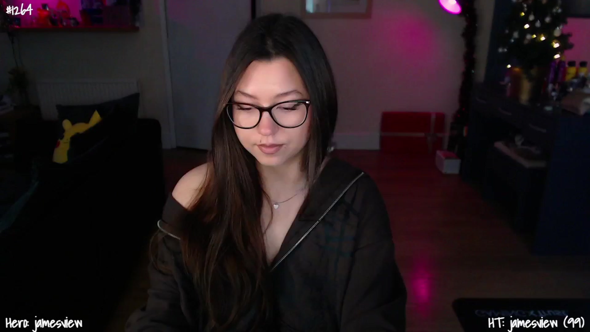 Gallery image thumbnail from AnnAngelx's myfreecams stream on, 12/10/2024, 15:13 image 9 of 20