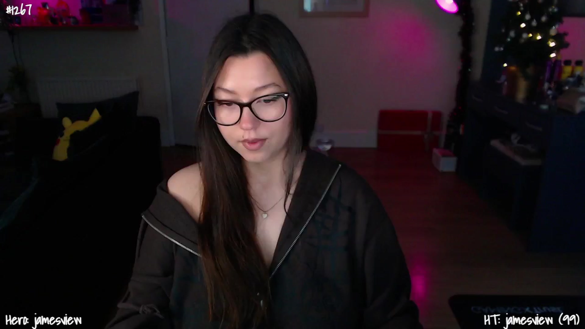 Gallery image thumbnail from AnnAngelx's myfreecams stream on, 12/10/2024, 15:13 image 11 of 20