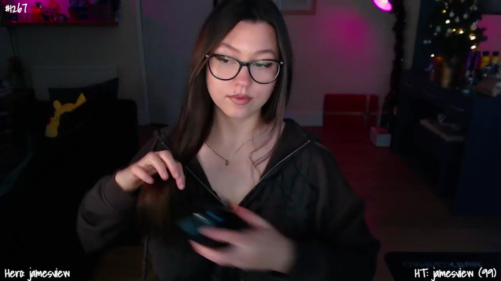 Gallery image thumbnail from AnnAngelx's myfreecams stream on, 12/10/2024, 15:13 image 12 of 20
