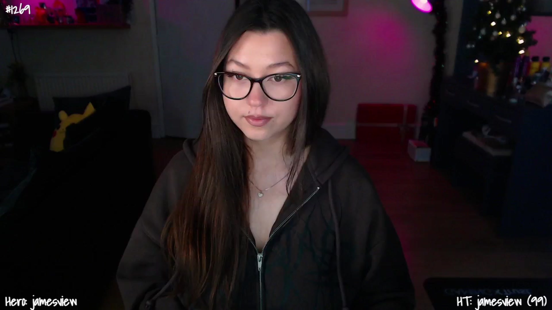 Gallery image thumbnail from AnnAngelx's myfreecams stream on, 12/10/2024, 15:13 image 15 of 20