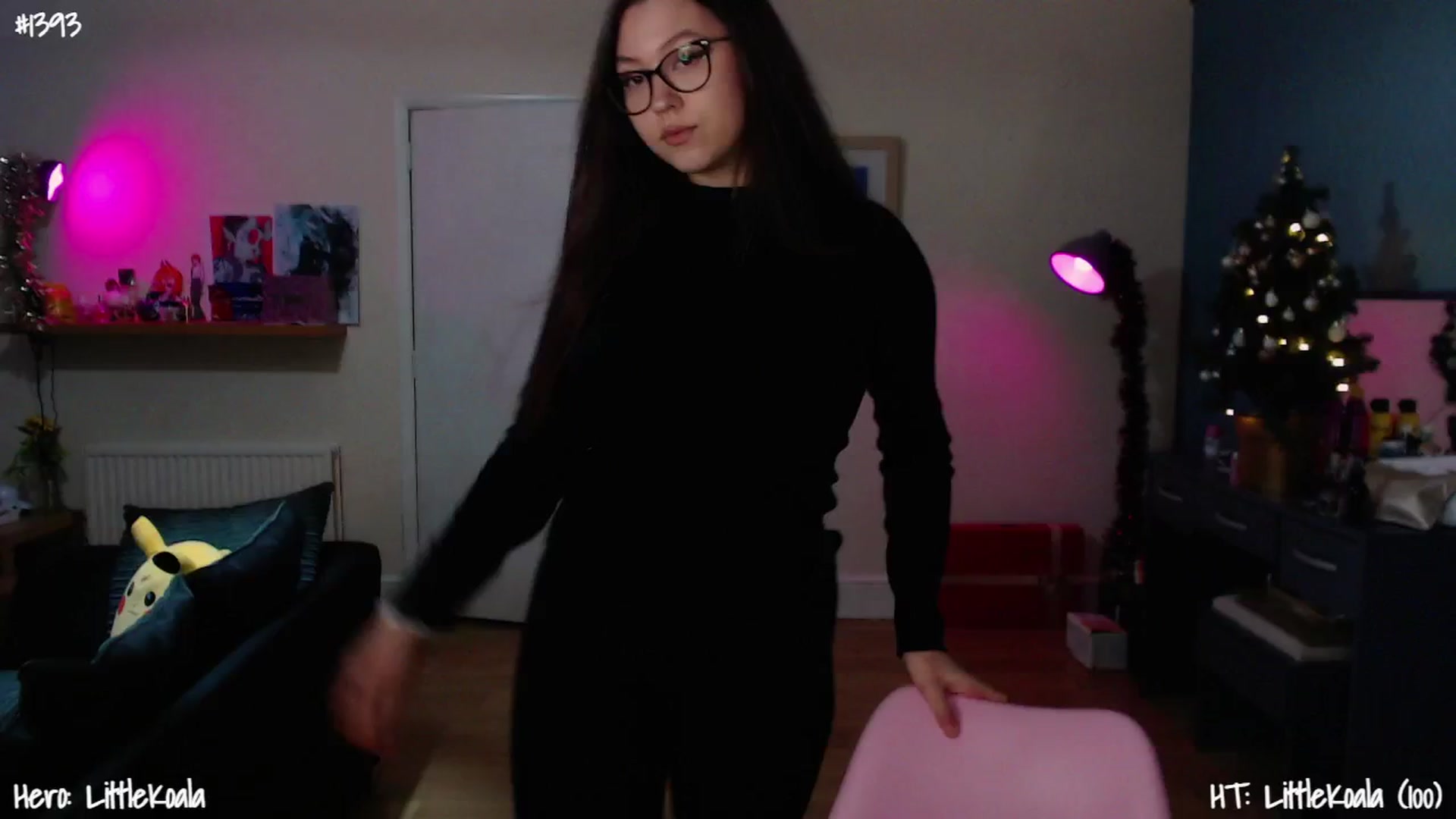 Gallery image thumbnail from AnnAngelx's myfreecams stream on, 12/11/2024, 21:33 image 19 of 20