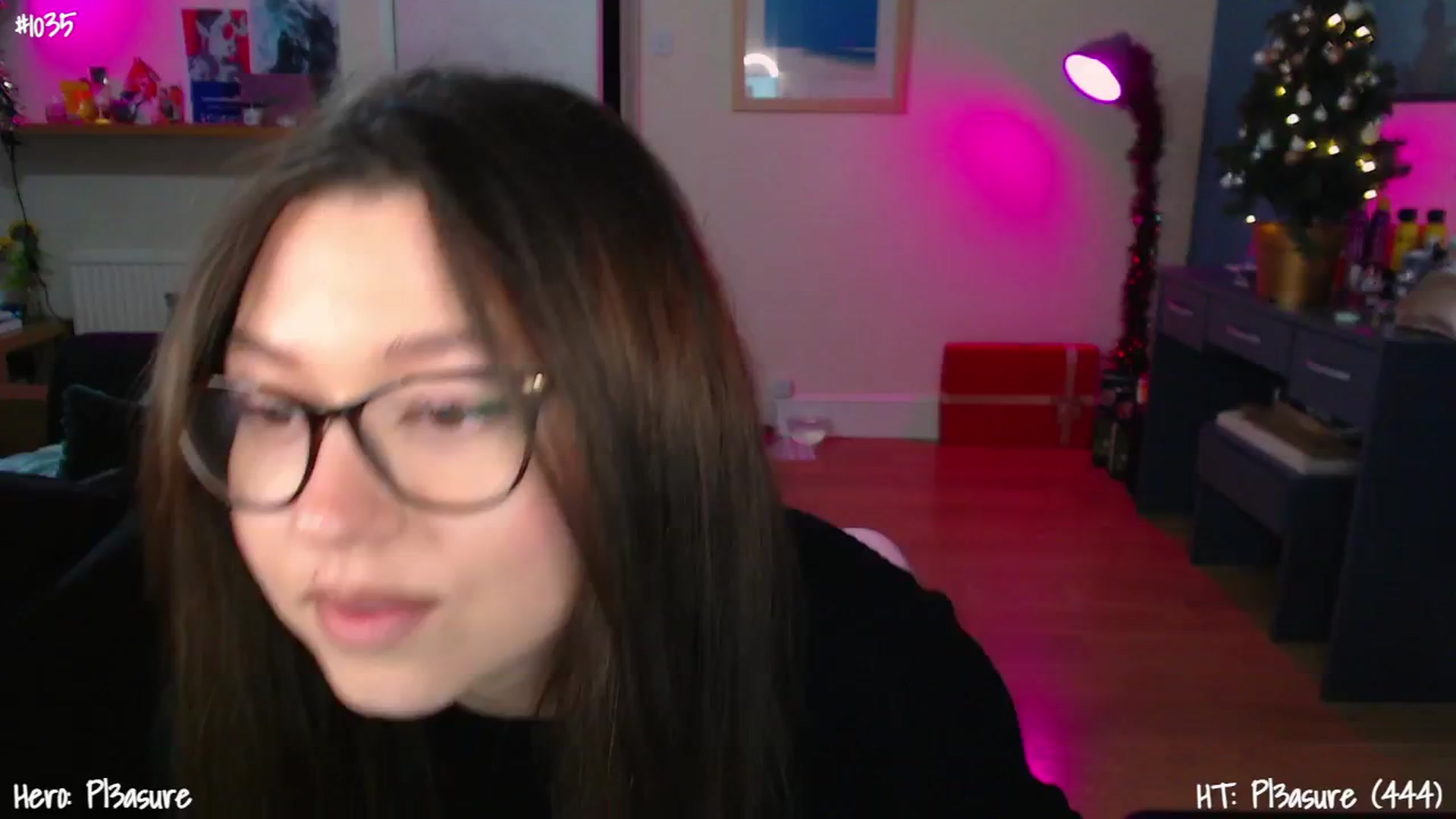 Gallery image thumbnail from AnnAngelx's myfreecams stream on, 12/13/2024, 17:54 image 12 of 20