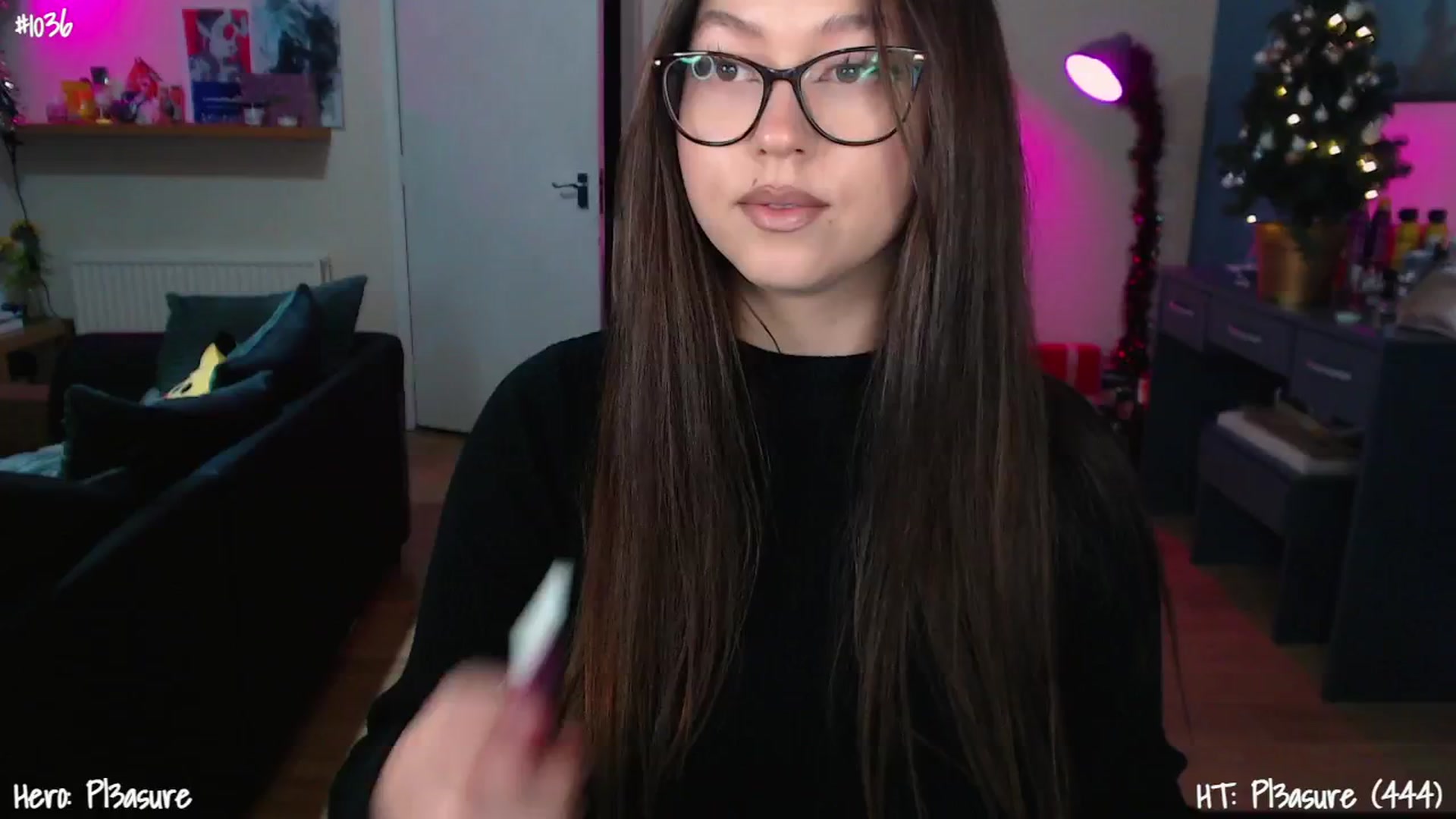 Gallery image thumbnail from AnnAngelx's myfreecams stream on, 12/13/2024, 17:54 image 18 of 20