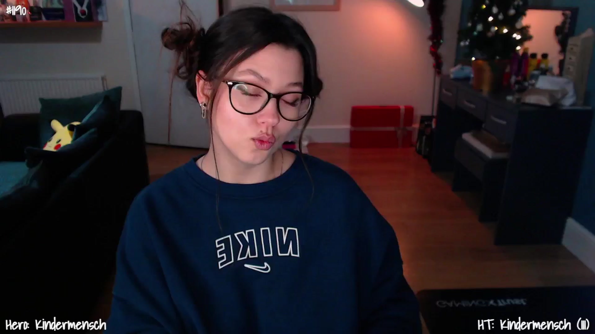 Gallery image thumbnail from AnnAngelx's myfreecams stream on, 12/15/2024, 21:12 image 7 of 20