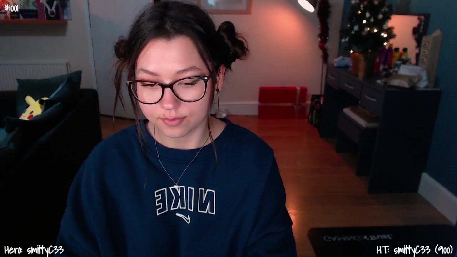 Gallery image thumbnail from AnnAngelx's myfreecams stream on, 12/15/2024, 23:06 image 19 of 20