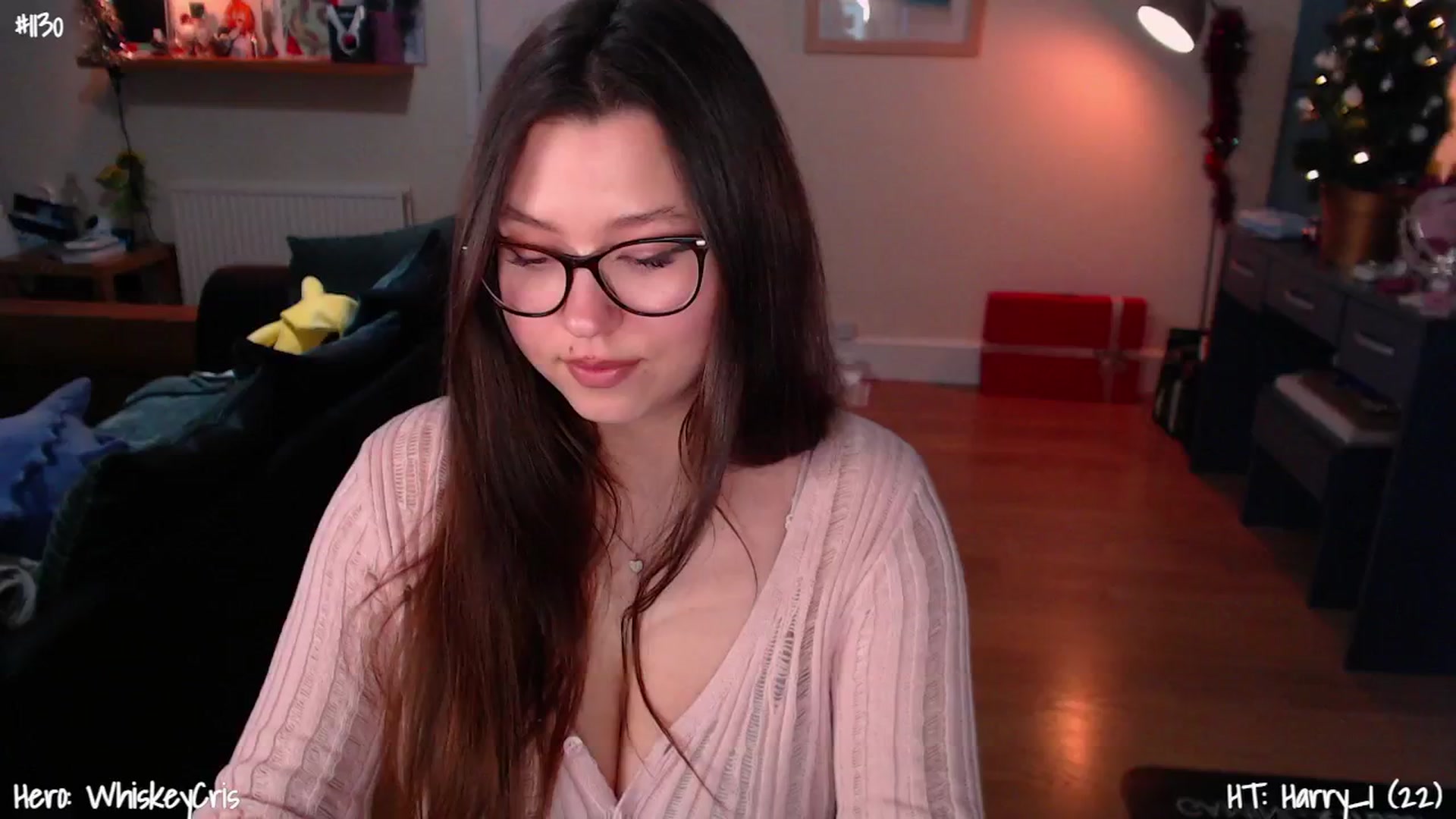 Gallery image thumbnail from AnnAngelx's myfreecams stream on, 12/18/2024, 22:20 image 14 of 20