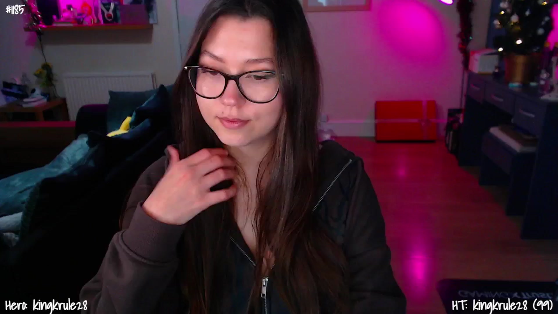 Gallery image thumbnail from AnnAngelx's myfreecams stream on, 12/19/2024, 21:55 image 20 of 20