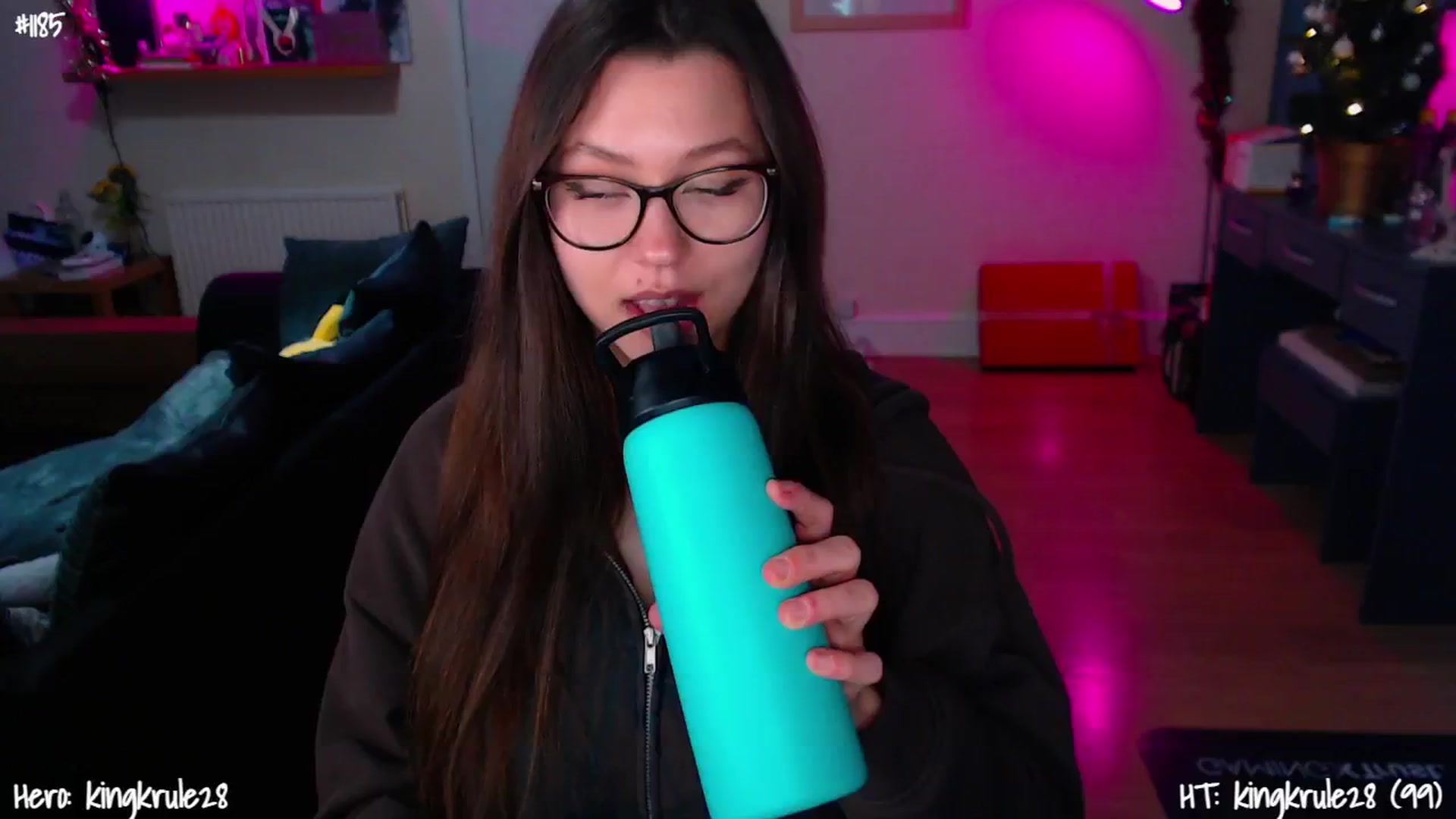 Gallery image thumbnail from AnnAngelx's myfreecams stream on, 12/19/2024, 21:55 image 8 of 20