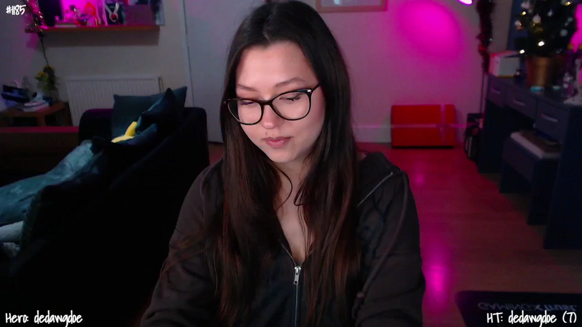 Gallery image thumbnail from AnnAngelx's myfreecams stream on, 12/19/2024, 21:55 image 1 of 20