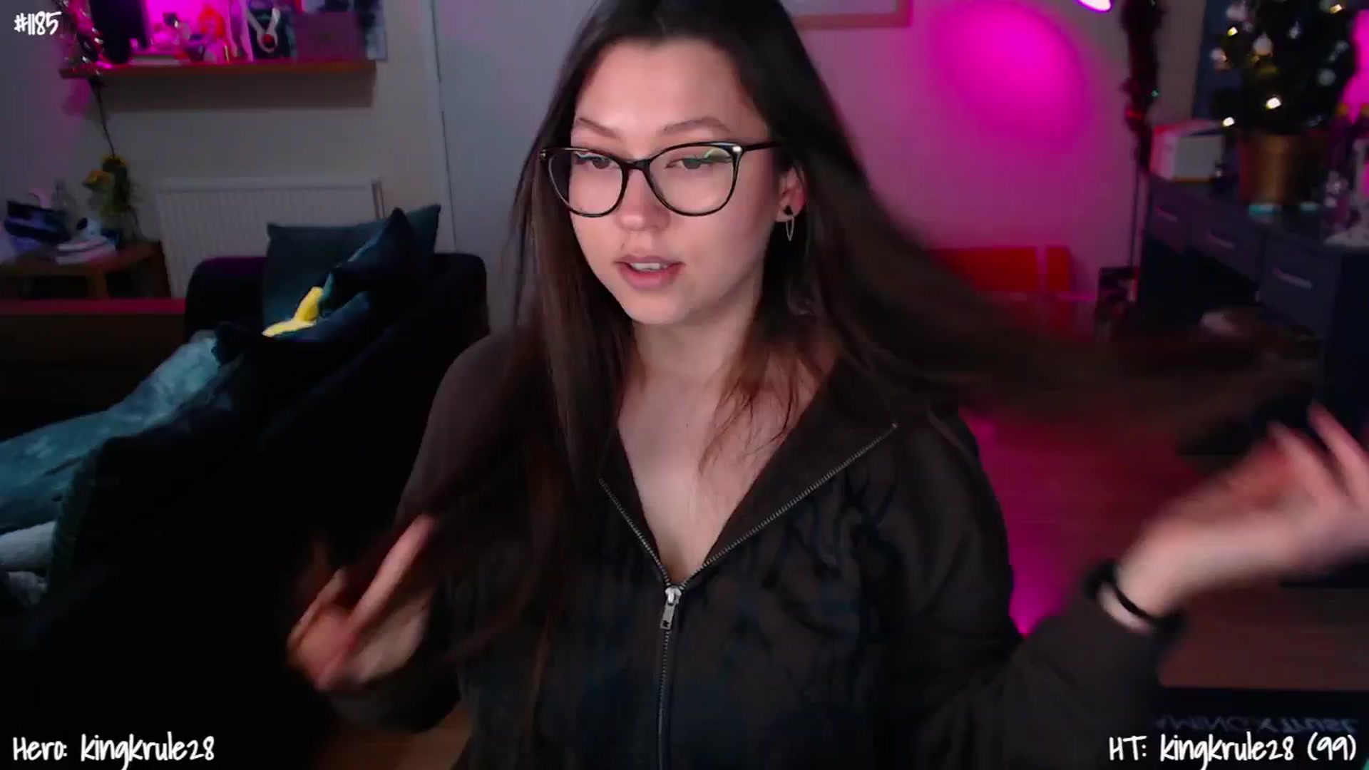 Gallery image thumbnail from AnnAngelx's myfreecams stream on, 12/19/2024, 21:55 image 3 of 20