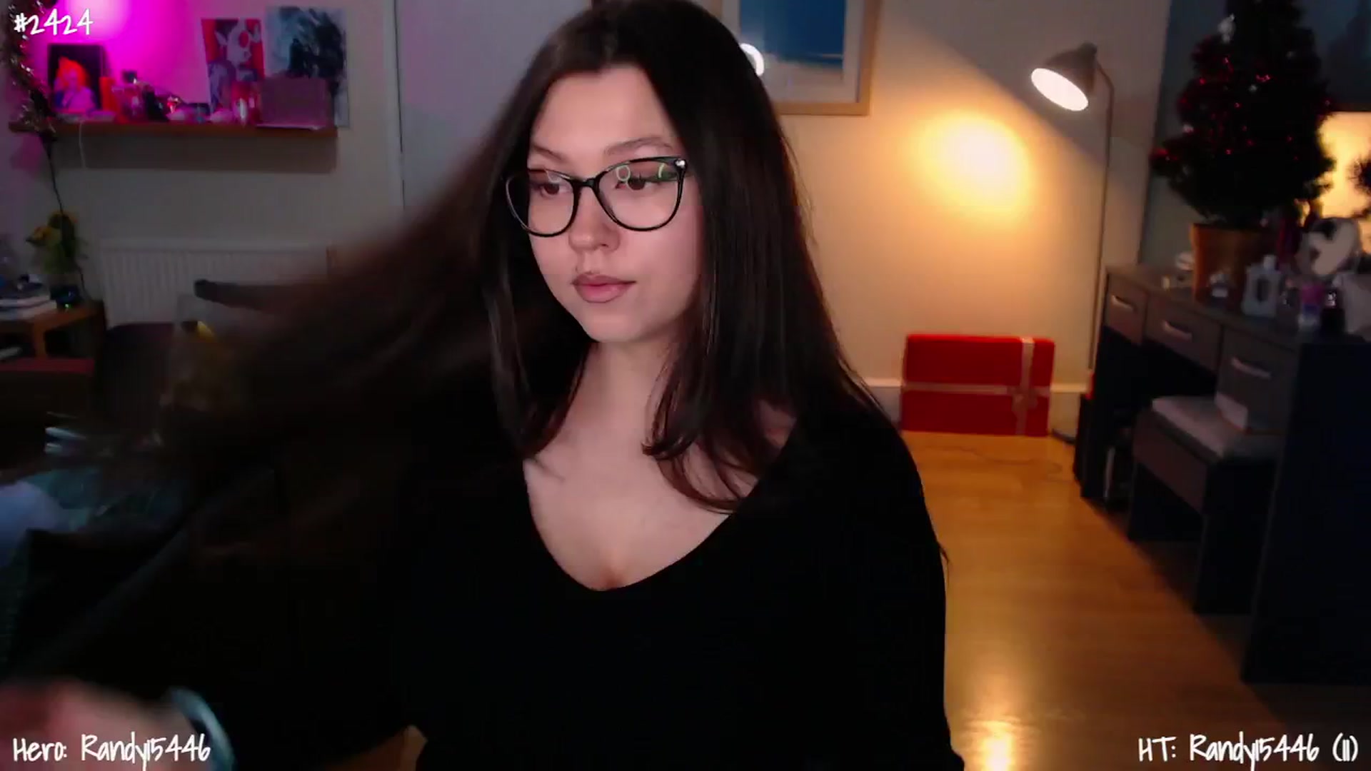 Gallery image thumbnail from AnnAngelx's myfreecams stream on, 01/07/2025, 21:42 image 12 of 20