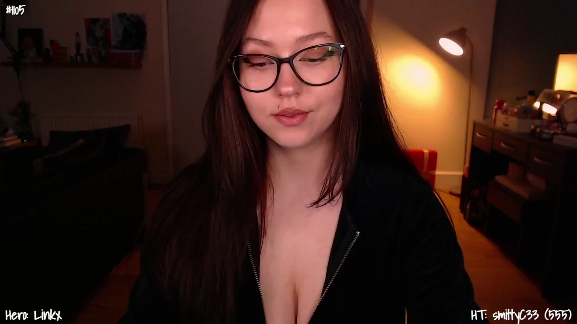 Gallery image thumbnail from AnnAngelx's myfreecams stream on, 01/17/2025, 17:59 image 6 of 20