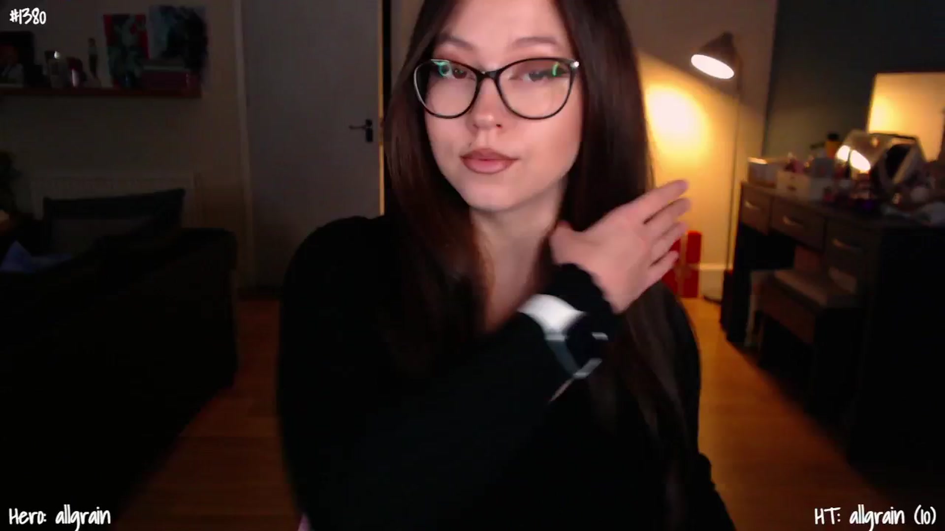 Gallery image thumbnail from AnnAngelx's myfreecams stream on, 01/30/2025, 20:35 image 10 of 20
