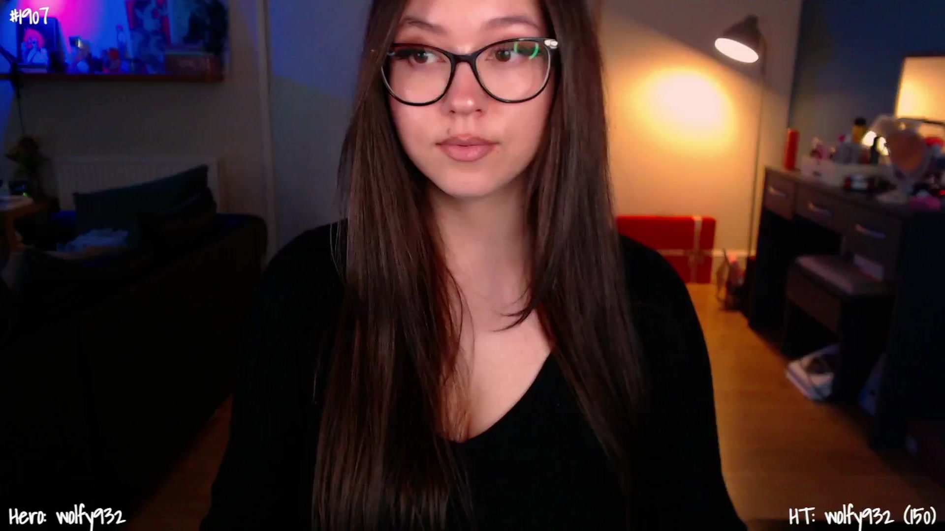 Gallery image thumbnail from AnnAngelx's myfreecams stream on, 02/08/2025, 18:10 image 3 of 20