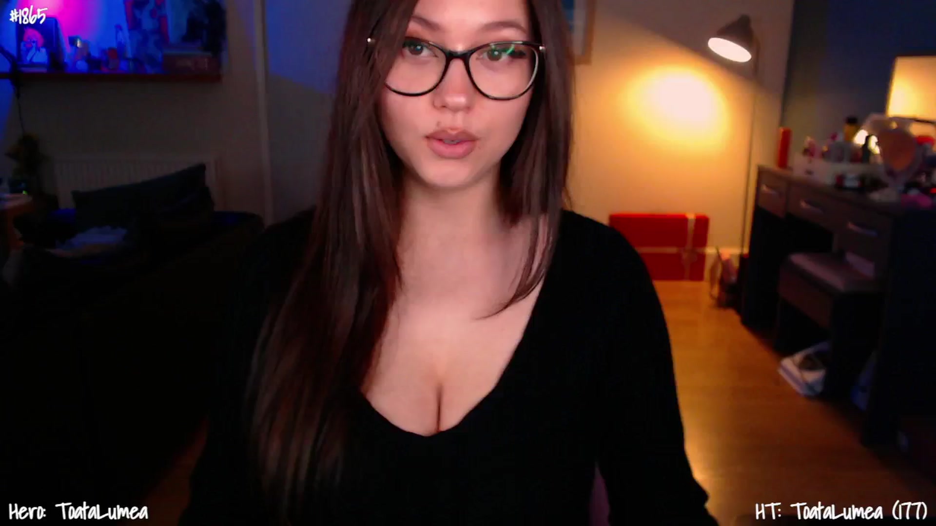 Gallery image thumbnail from AnnAngelx's myfreecams stream on, 02/08/2025, 18:10 image 6 of 20