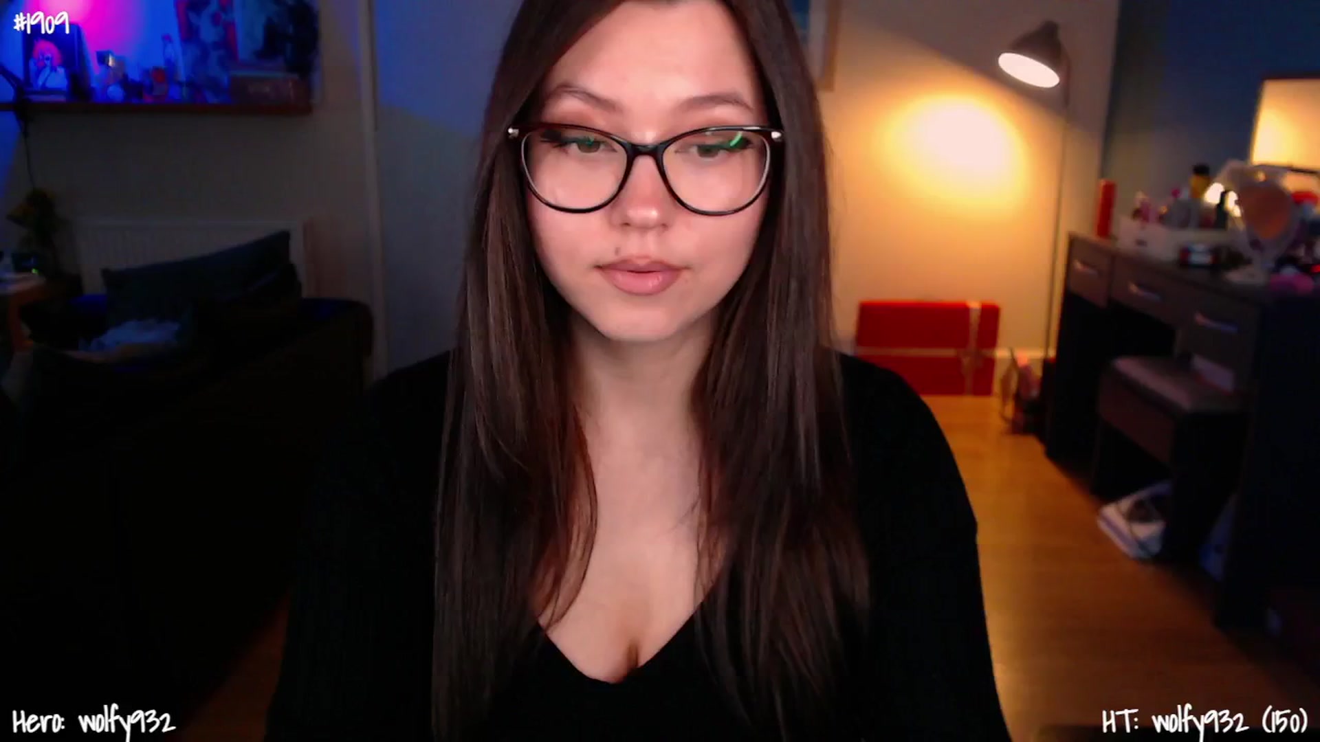 Gallery image thumbnail from AnnAngelx's myfreecams stream on, 02/08/2025, 18:10 image 5 of 20