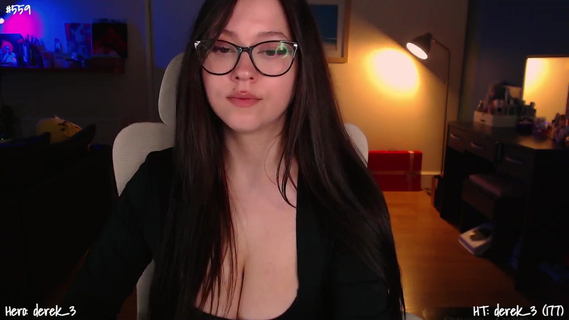 Gallery image thumbnail from AnnAngelx's myfreecams stream on, 03/05/2025, 22:44 image 10 of 20