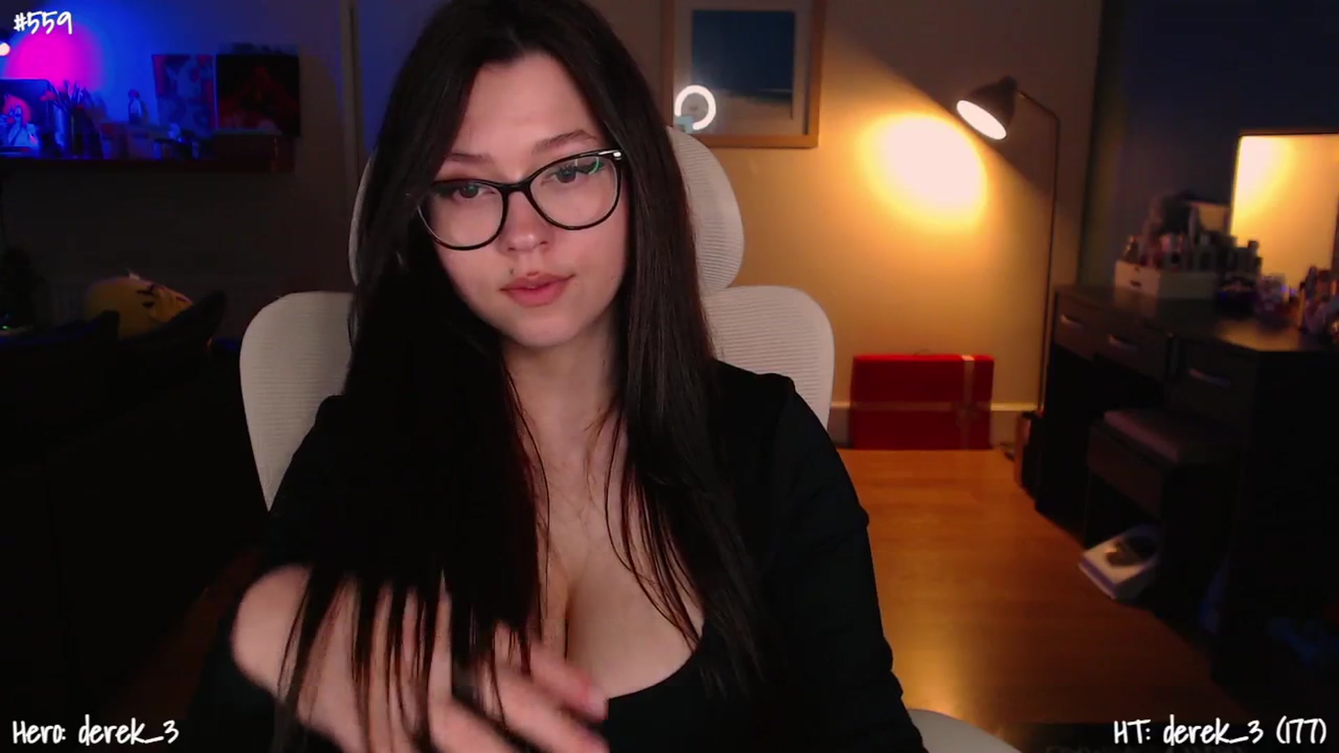 Gallery image thumbnail from AnnAngelx's myfreecams stream on, 03/05/2025, 22:44 image 18 of 20
