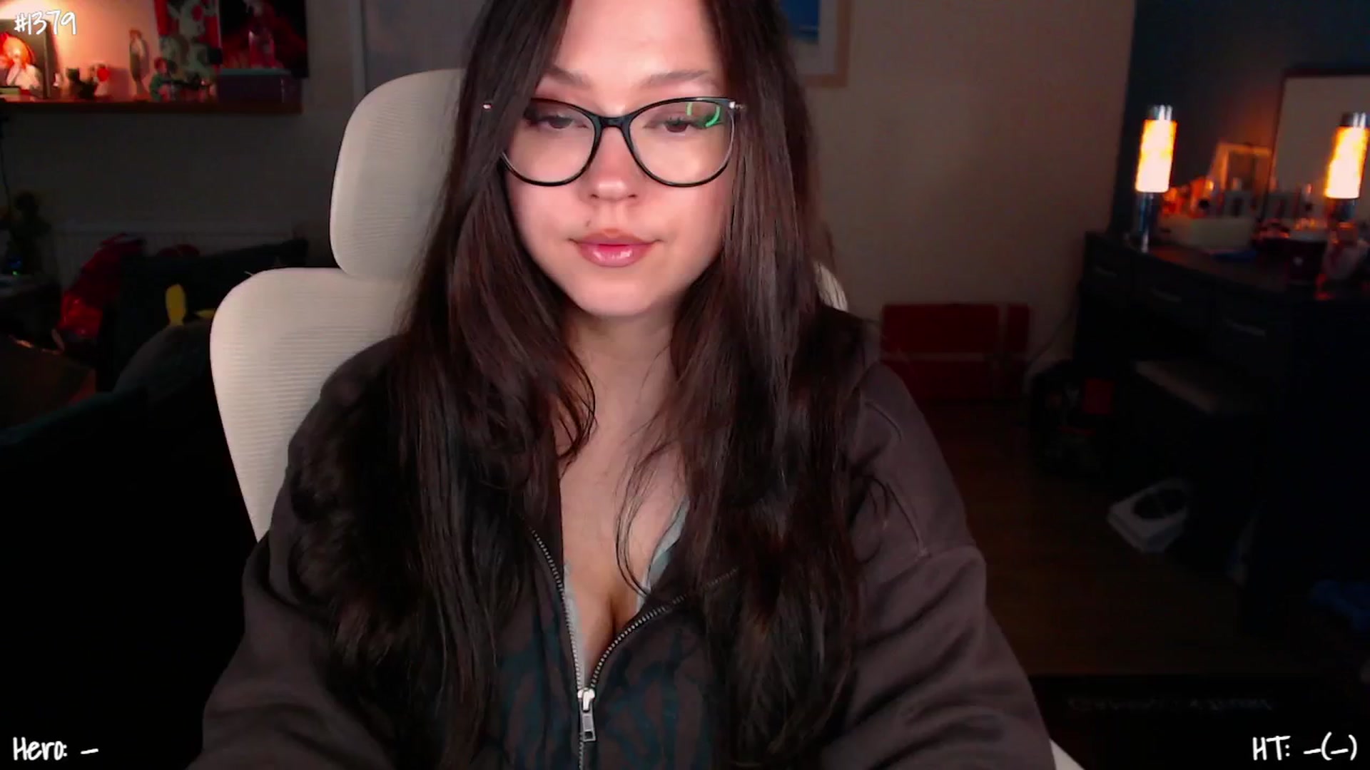 Gallery image thumbnail from AnnAngelx's myfreecams stream on, 03/12/2025, 23:25 image 2 of 20
