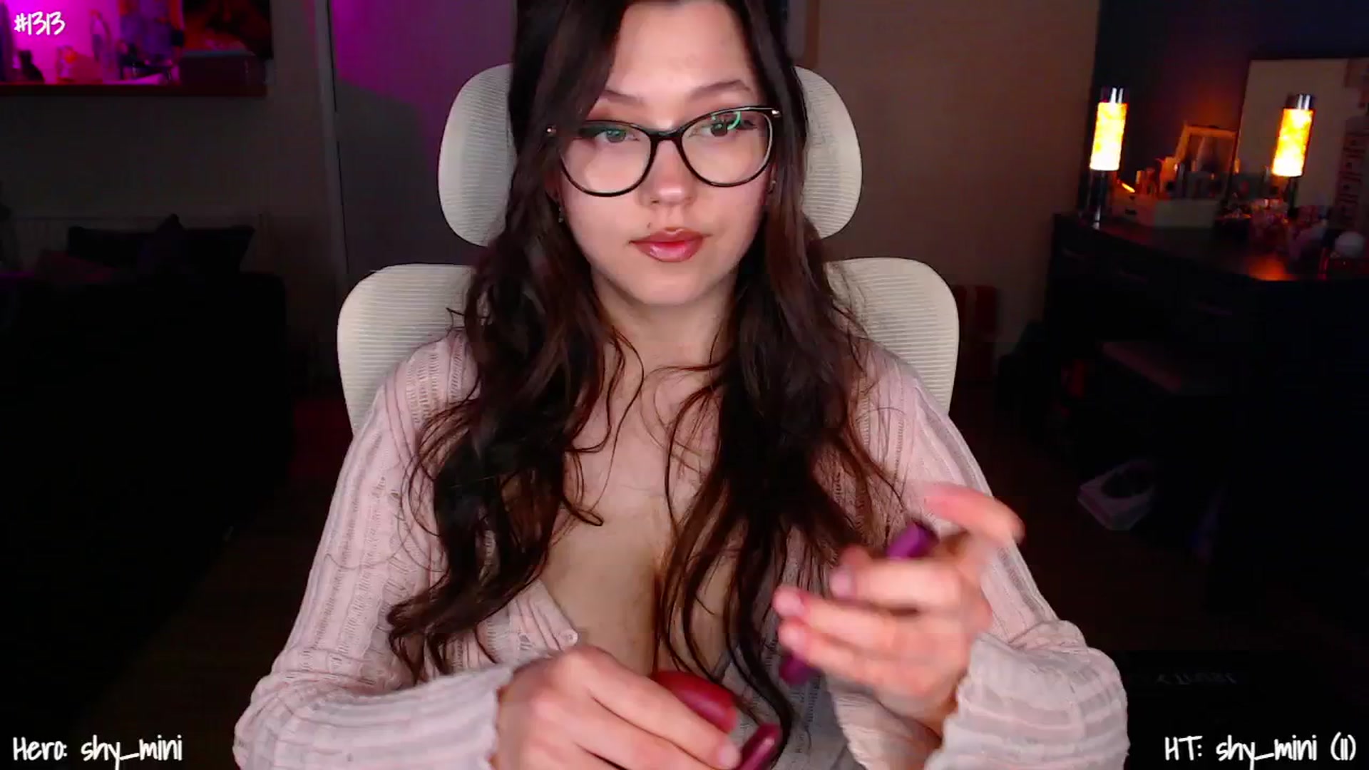 Gallery image thumbnail from AnnAngelx's myfreecams stream on, 03/15/2025, 23:10 image 16 of 20