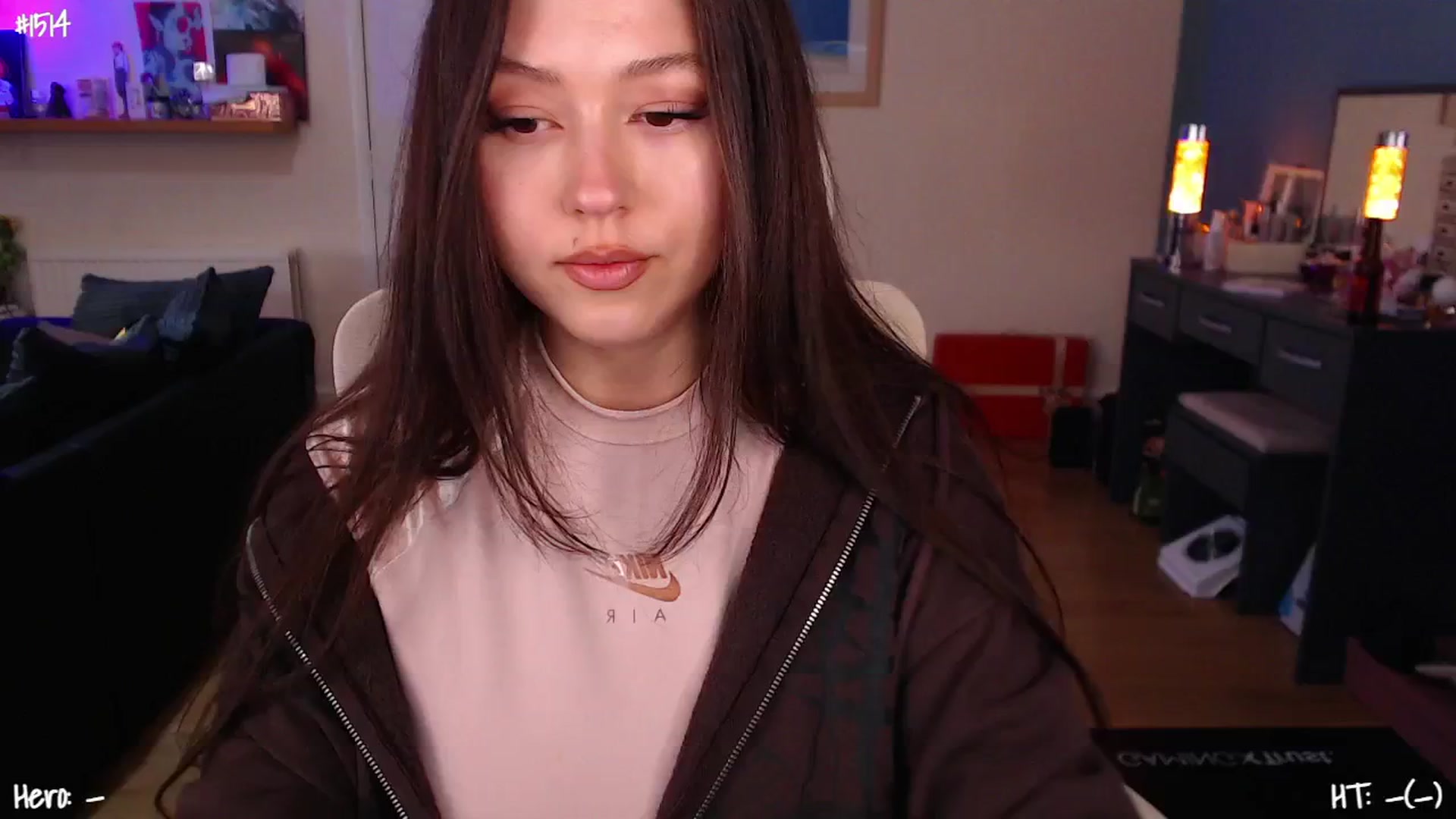 Gallery image thumbnail from AnnAngelx's myfreecams stream on, 03/18/2025, 18:38 image 3 of 20