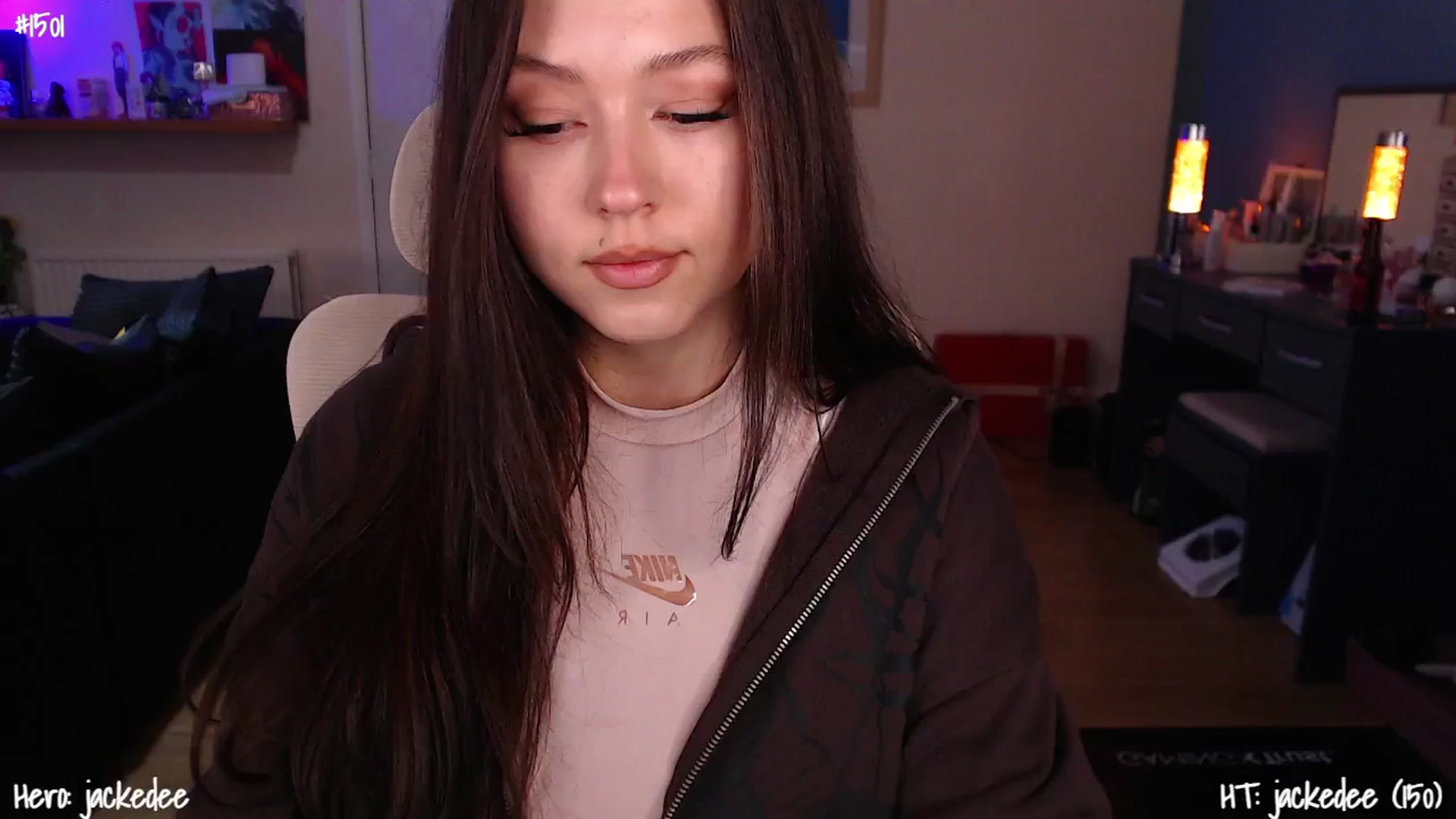 Gallery image thumbnail from AnnAngelx's myfreecams stream on, 03/18/2025, 18:38 image 9 of 20