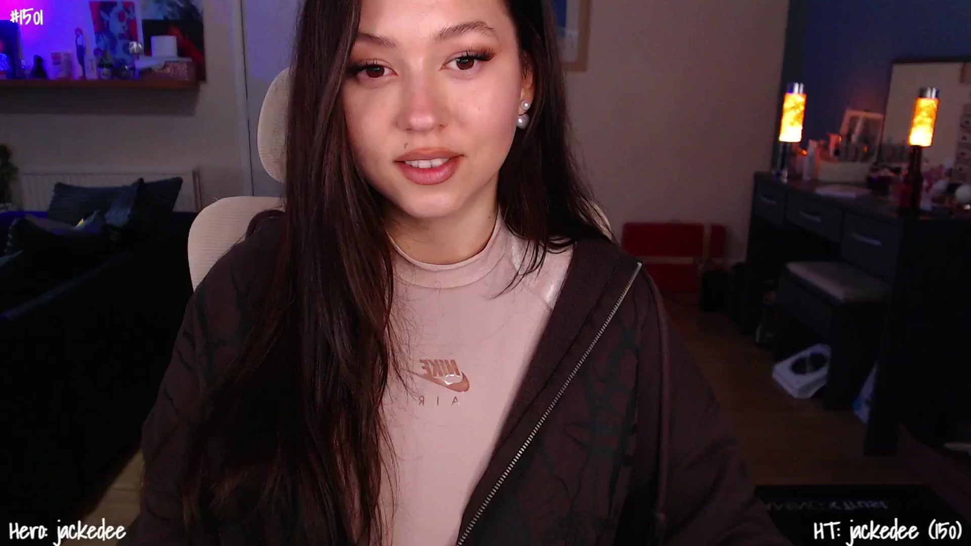 Gallery image thumbnail from AnnAngelx's myfreecams stream on, 03/18/2025, 18:38 image 10 of 20