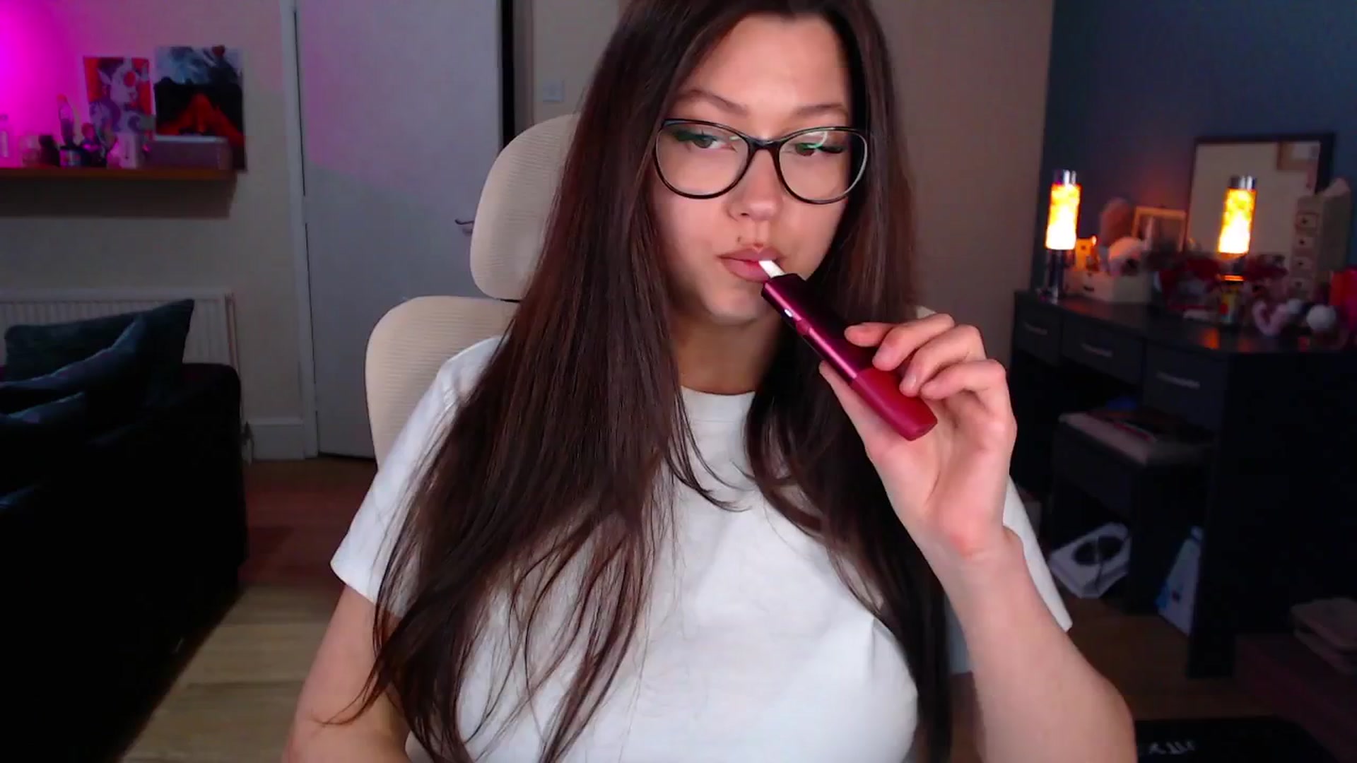Gallery image thumbnail from AnnAngelx's myfreecams stream on, 03/31/2025, 20:01 image 14 of 20