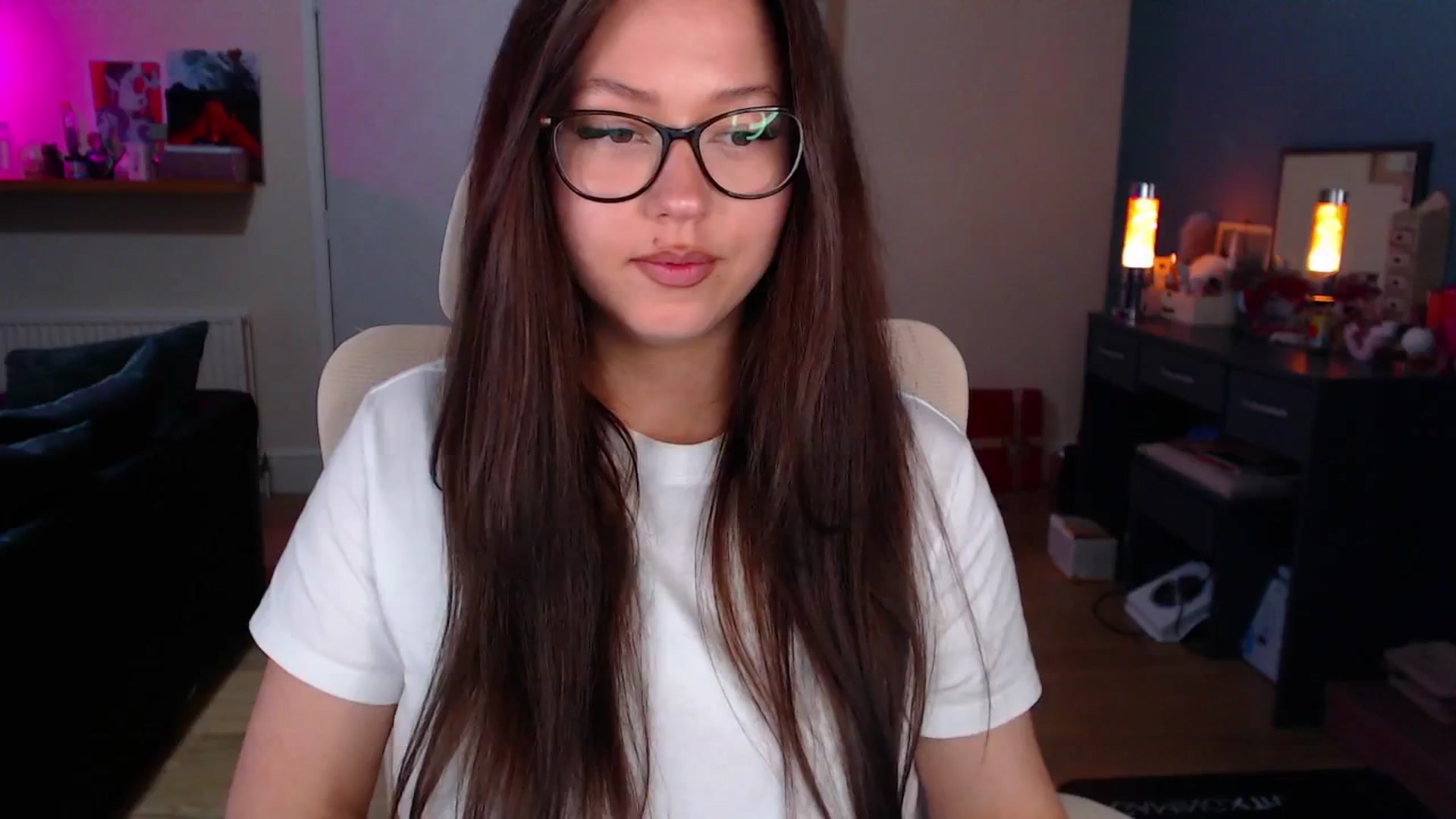 Gallery image thumbnail from AnnAngelx's myfreecams stream on, 03/31/2025, 20:01 image 10 of 20