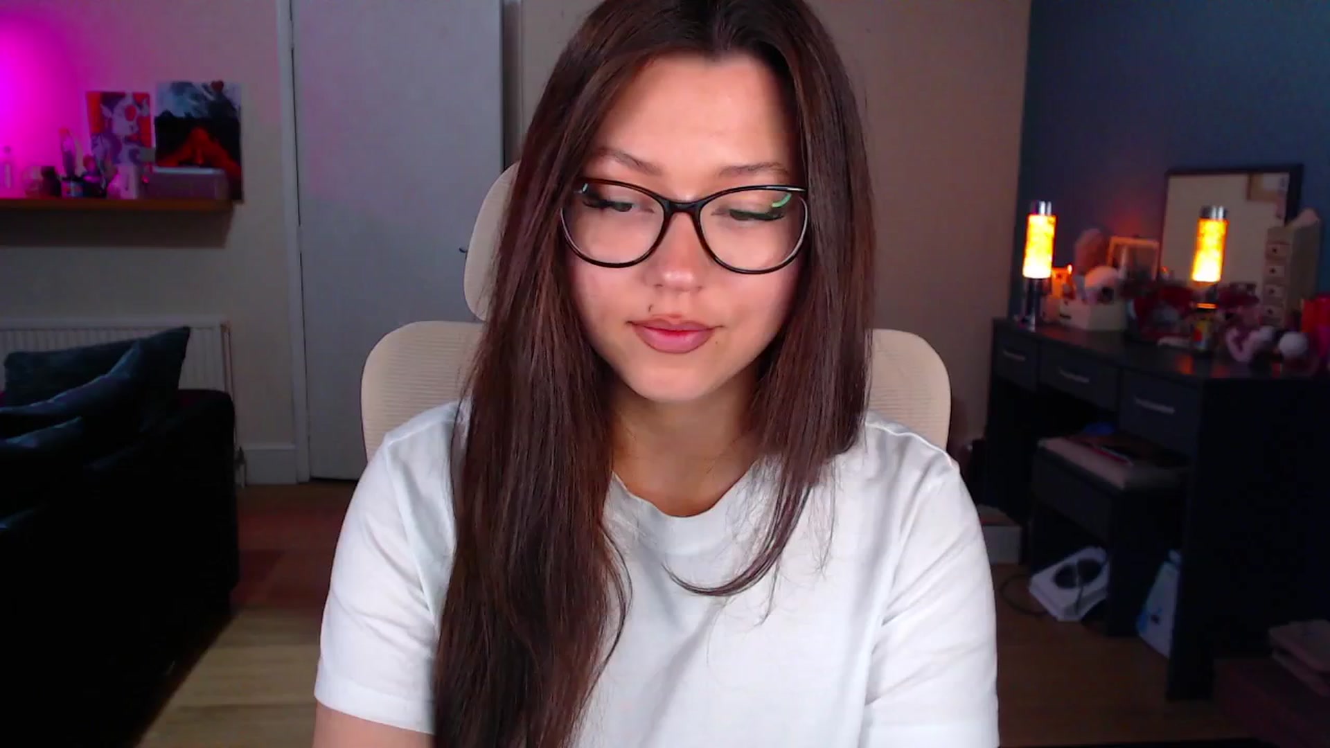 Gallery image thumbnail from AnnAngelx's myfreecams stream on, 03/31/2025, 21:13 image 6 of 20