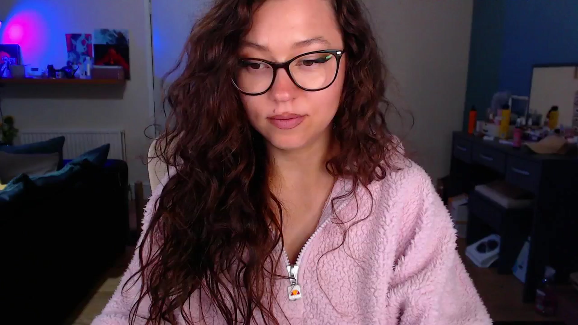 Gallery image thumbnail from AnnAngelx's myfreecams stream on, 04/05/2025, 21:09 image 11 of 20