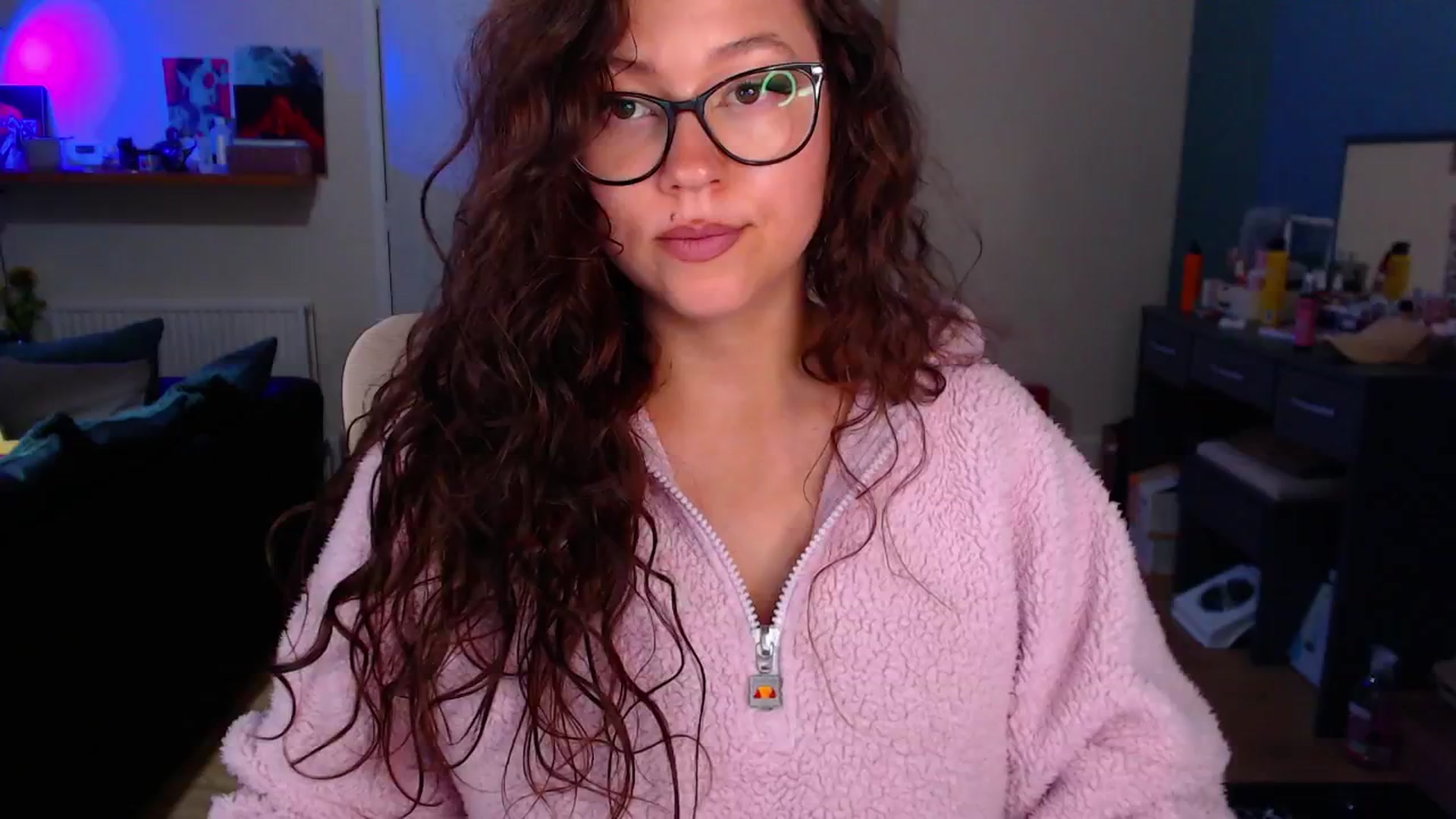 Gallery image thumbnail from AnnAngelx's myfreecams stream on, 04/05/2025, 21:09 image 1 of 20