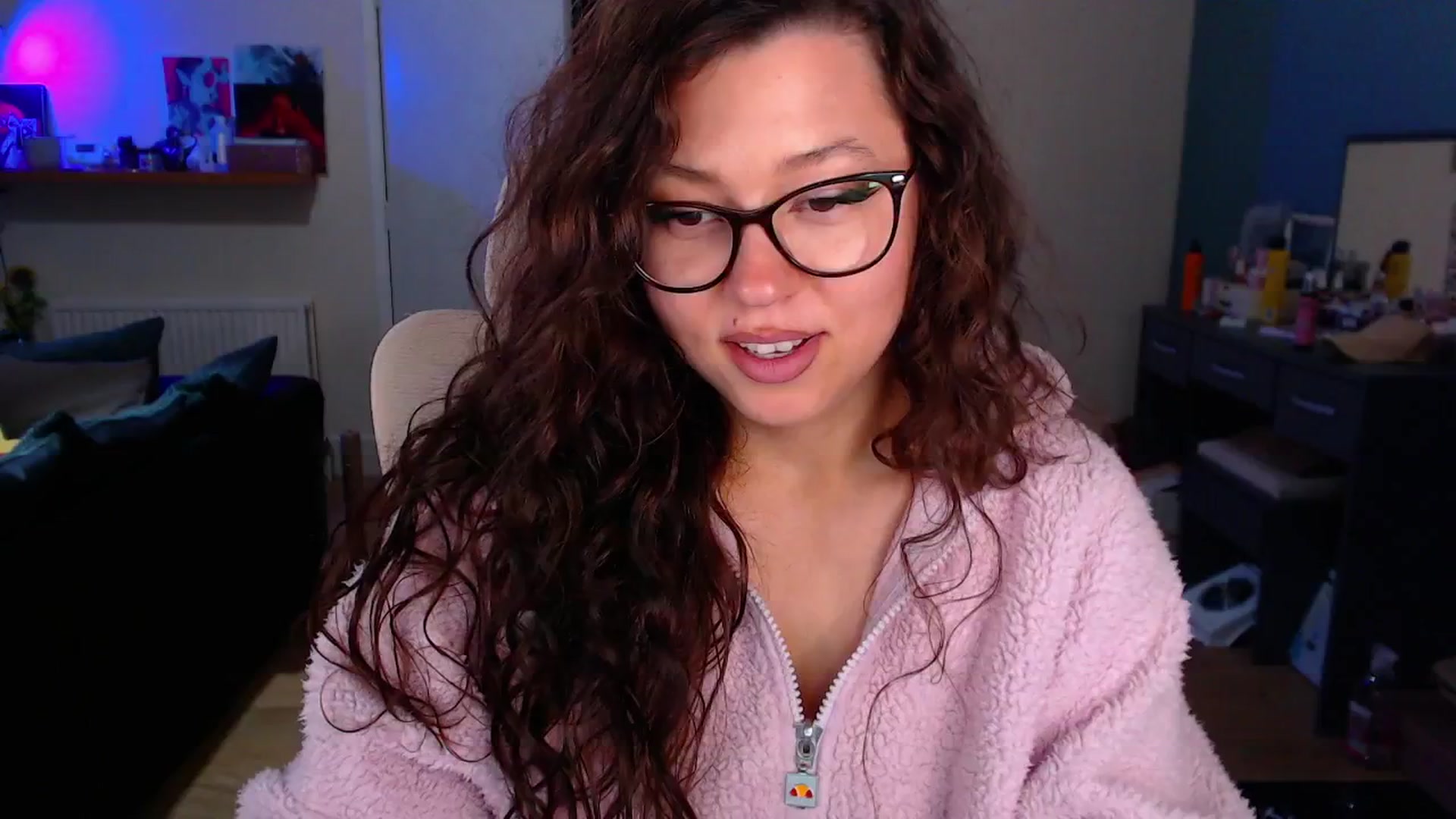 Gallery image thumbnail from AnnAngelx's myfreecams stream on, 04/05/2025, 21:09 image 5 of 20