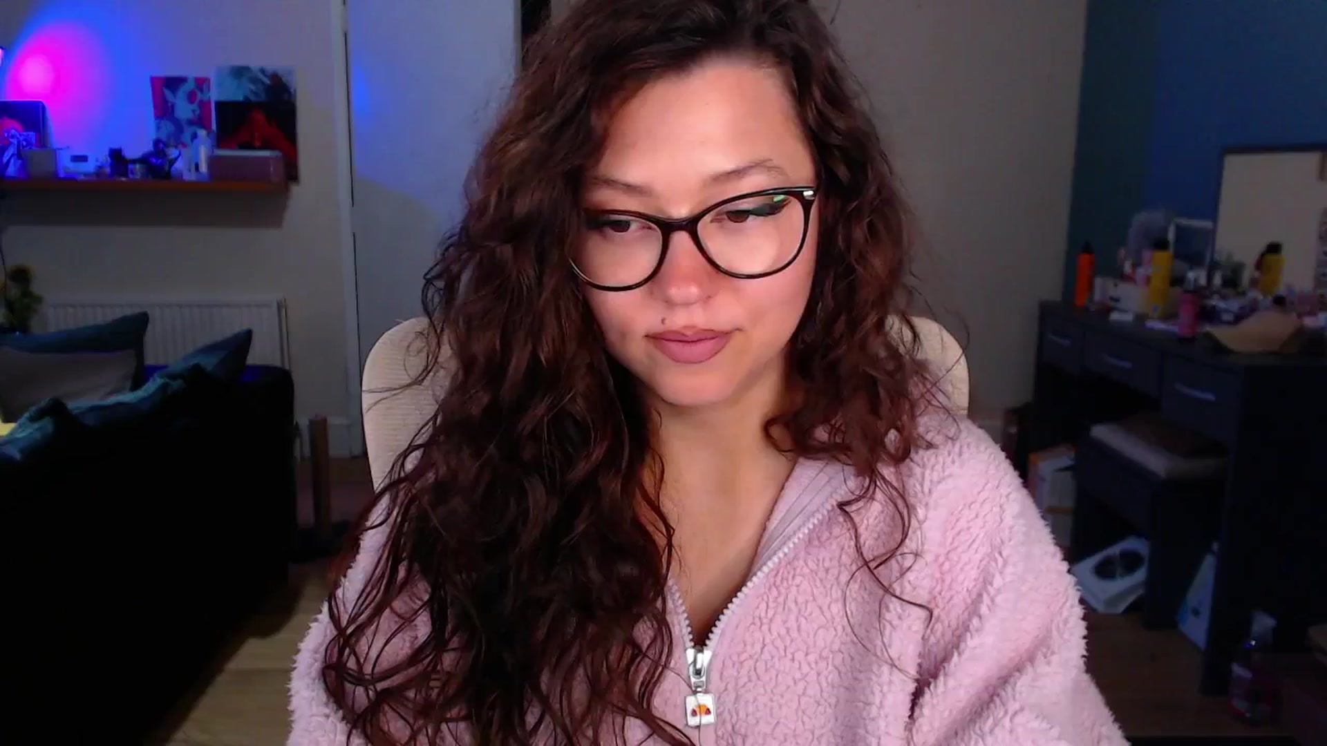Gallery image thumbnail from AnnAngelx's myfreecams stream on, 04/05/2025, 21:09 image 19 of 20