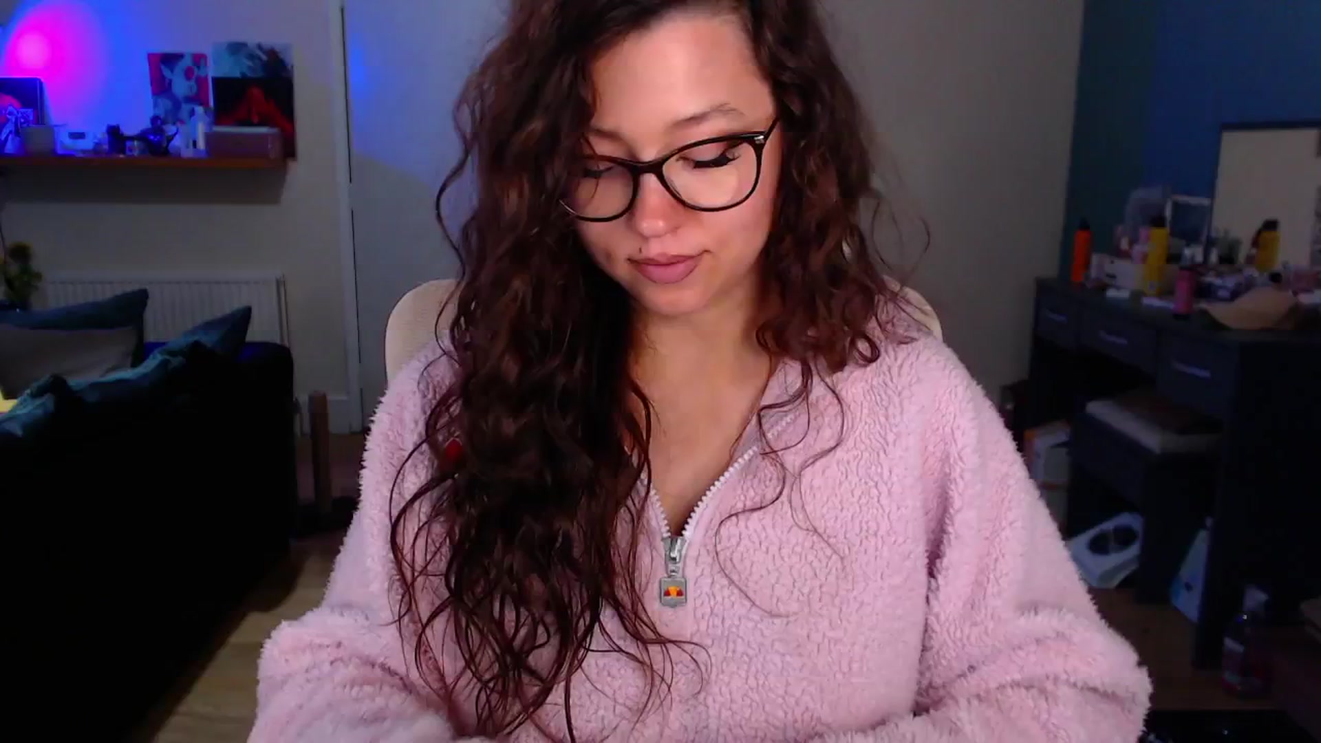 Gallery image thumbnail from AnnAngelx's myfreecams stream on, 04/05/2025, 21:09 image 9 of 20