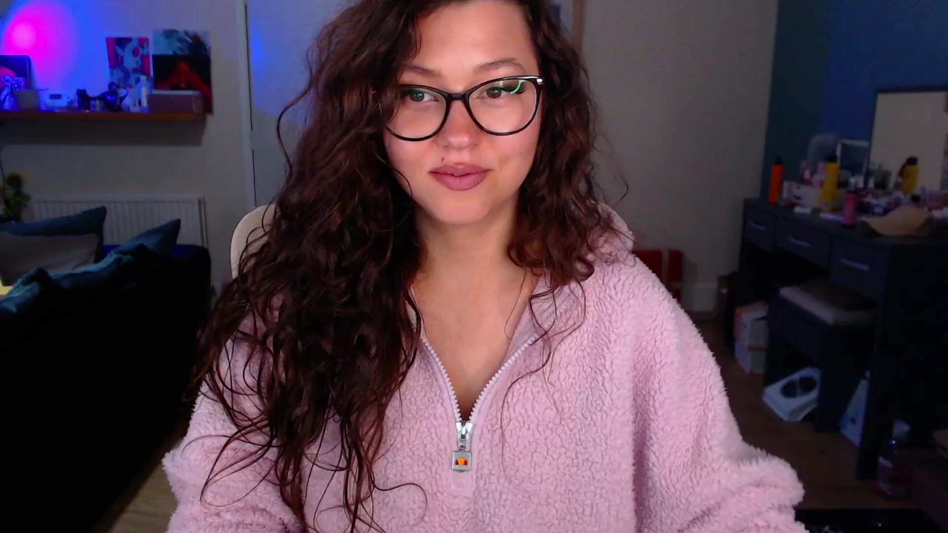 Gallery image thumbnail from AnnAngelx's myfreecams stream on, 04/05/2025, 21:09 image 2 of 20