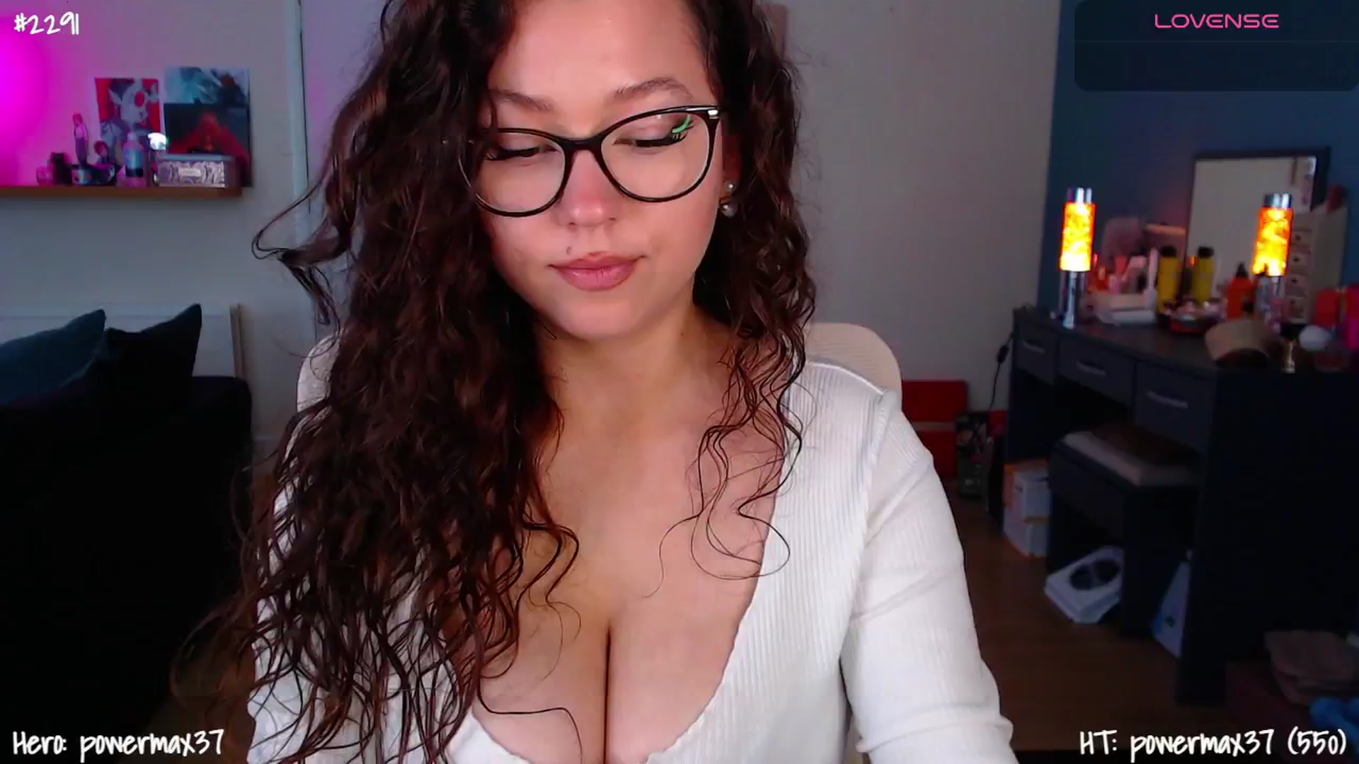 Gallery image thumbnail from AnnAngelx's myfreecams stream on, 04/08/2025, 12:07 image 13 of 20