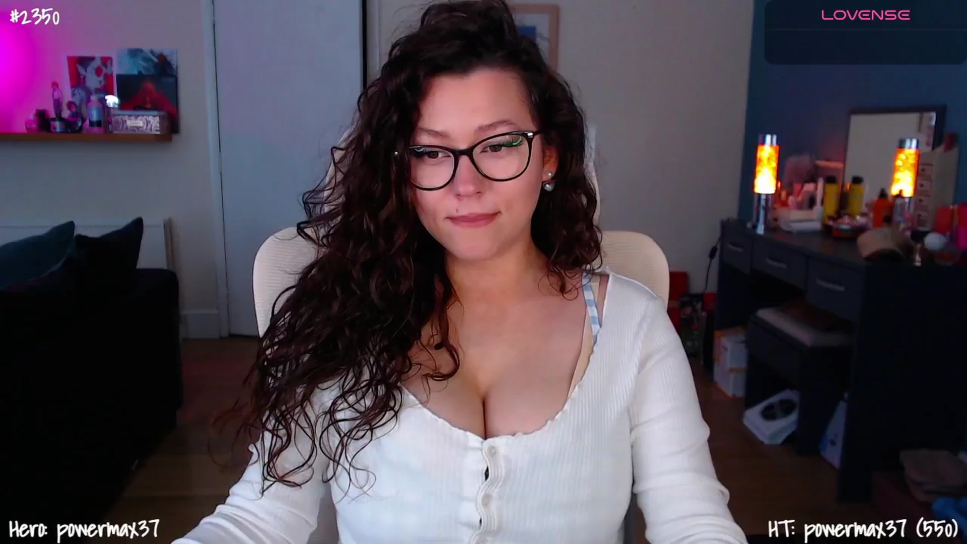 Gallery image thumbnail from AnnAngelx's myfreecams stream on, 04/08/2025, 12:07 image 4 of 20