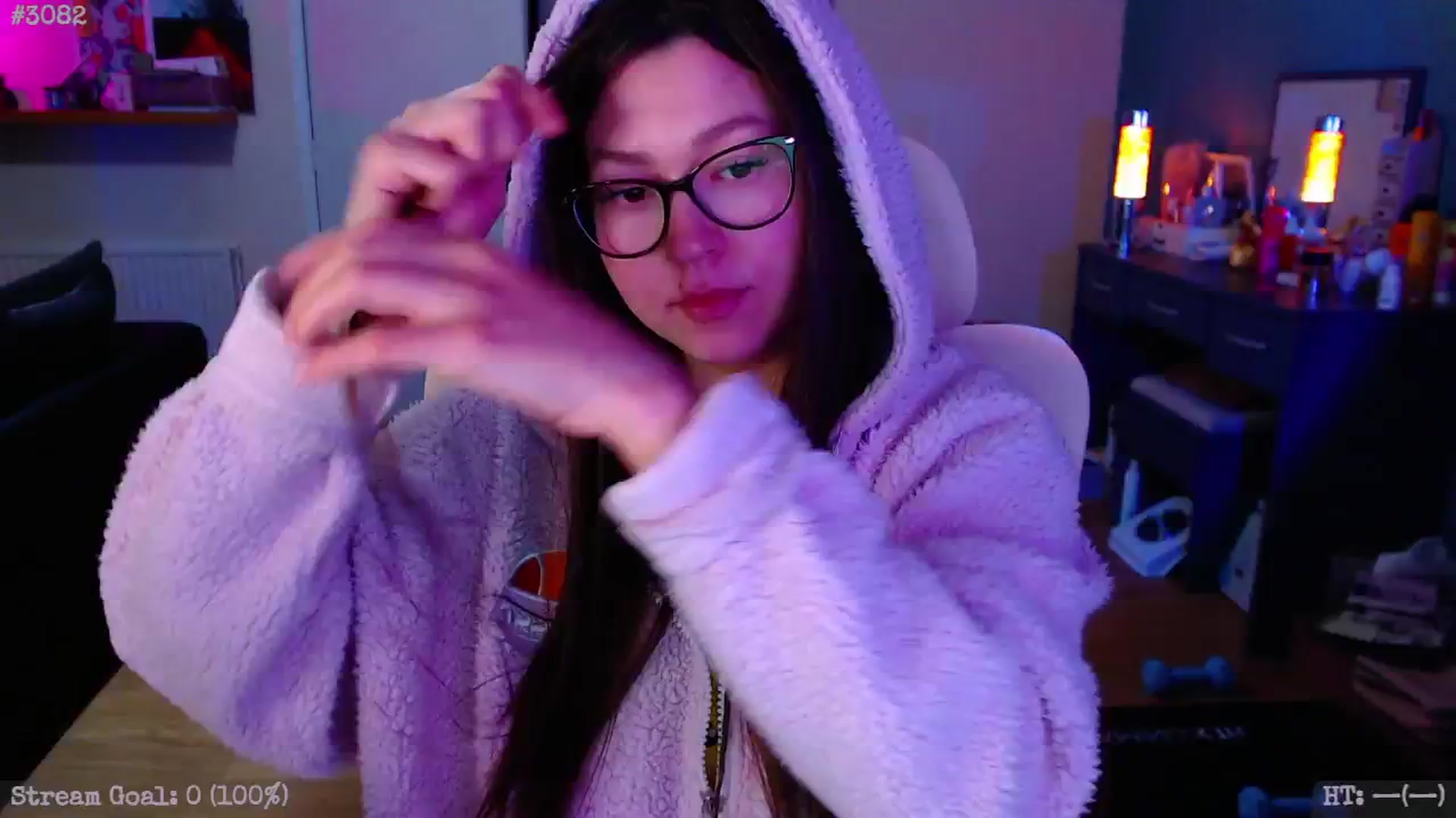 Gallery image thumbnail from AnnAngelx's myfreecams stream on, 04/16/2025, 22:26 image 14 of 20