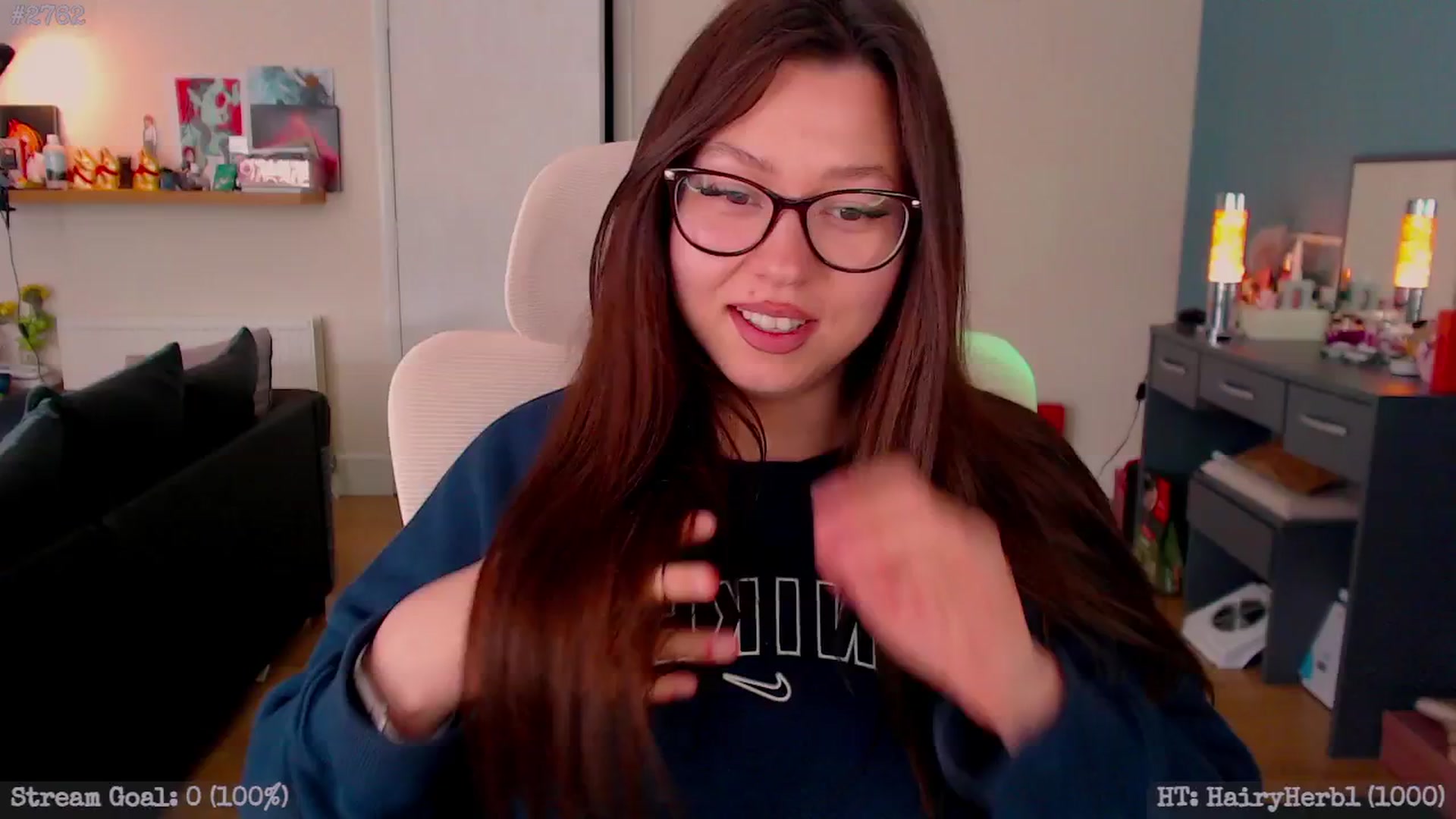 Gallery image thumbnail from AnnAngelx's myfreecams stream on, 04/19/2025, 17:14 image 1 of 20