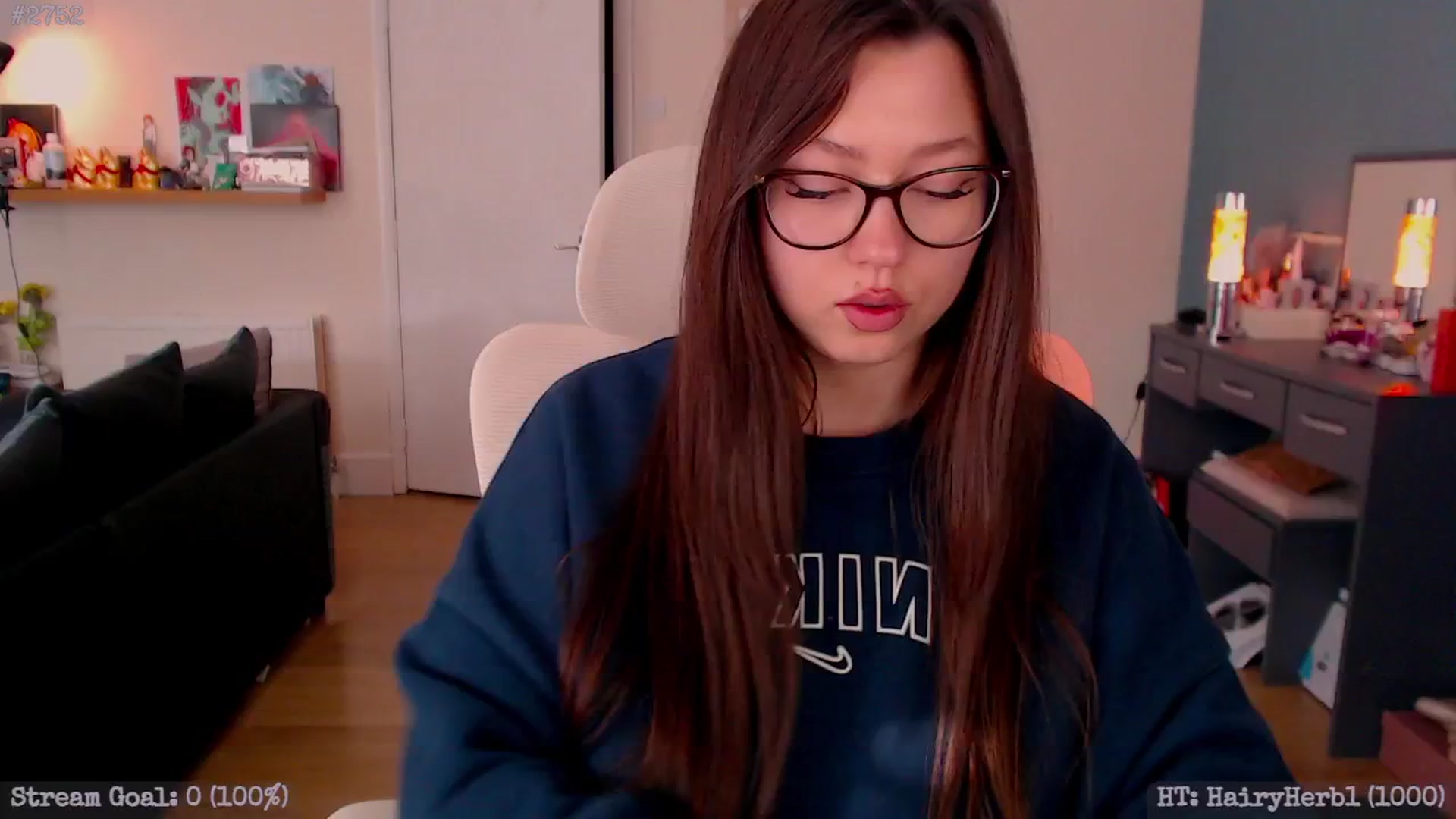Gallery image thumbnail from AnnAngelx's myfreecams stream on, 04/19/2025, 17:14 image 12 of 20