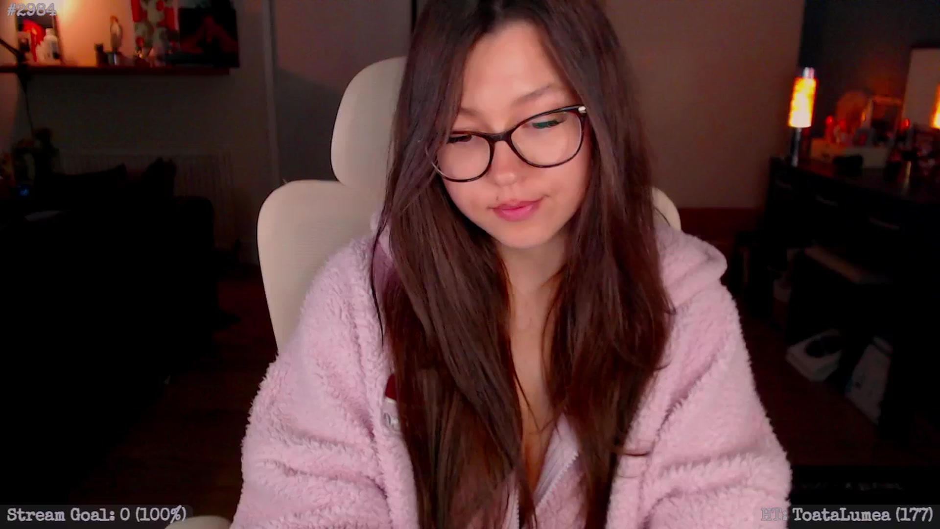 Gallery image thumbnail from AnnAngelx's myfreecams stream on, 04/24/2025, 22:33 image 10 of 20