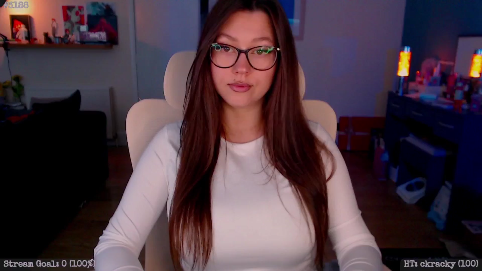 Gallery image thumbnail from AnnAngelx's myfreecams stream on, 04/30/2025, 15:15 image 7 of 20