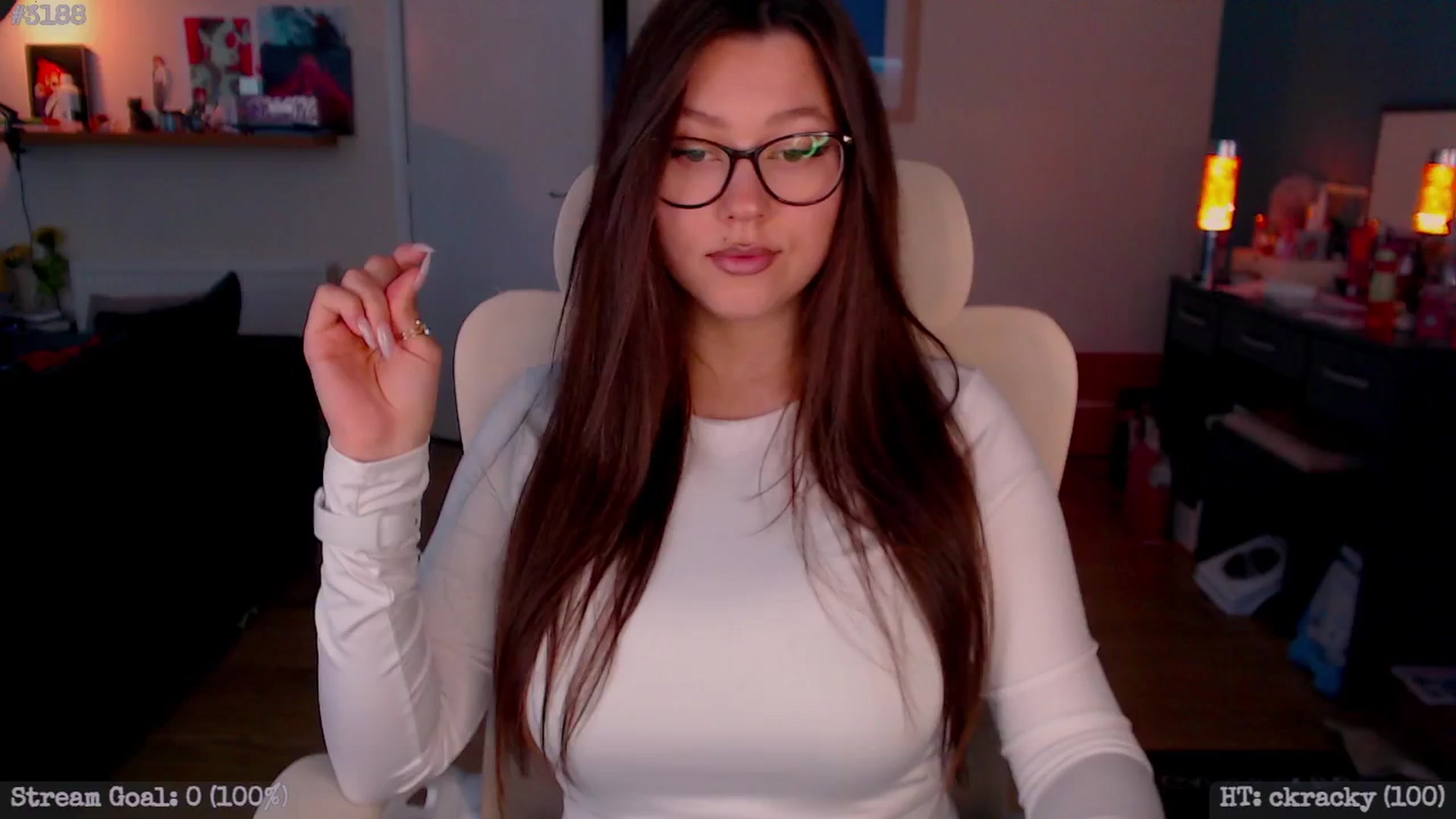 Gallery image thumbnail from AnnAngelx's myfreecams stream on, 04/30/2025, 15:15 image 6 of 20