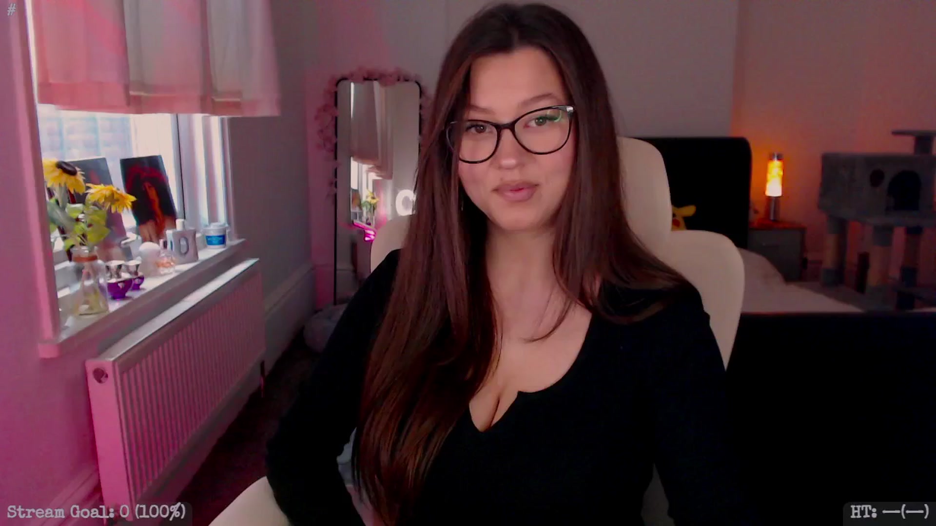 Gallery image thumbnail from AnnAngelx's myfreecams stream on, 05/08/2025, 16:41 image 2 of 20