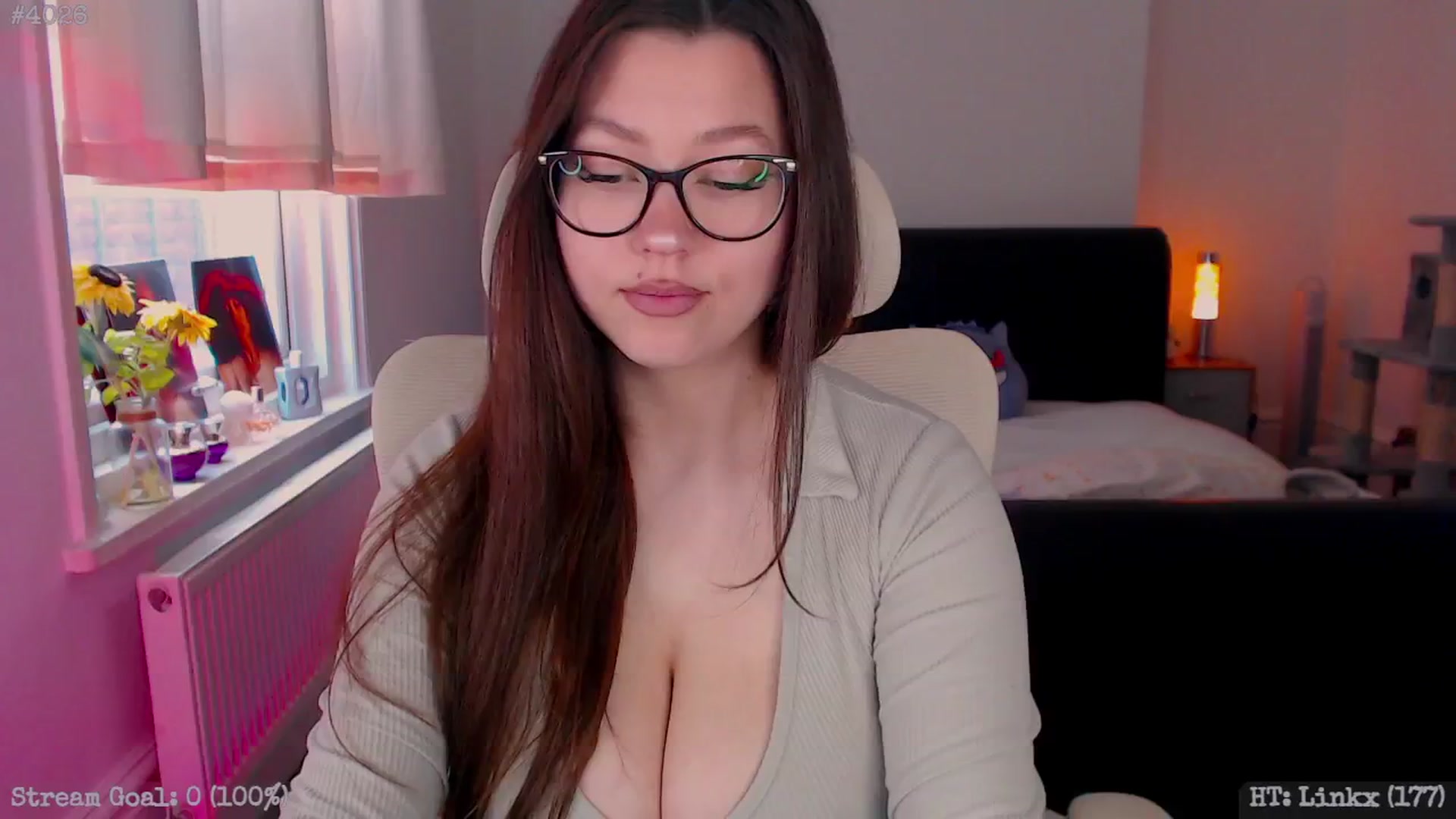 Gallery image thumbnail from AnnAngelx's myfreecams stream on, 05/10/2025, 13:40 image 4 of 20