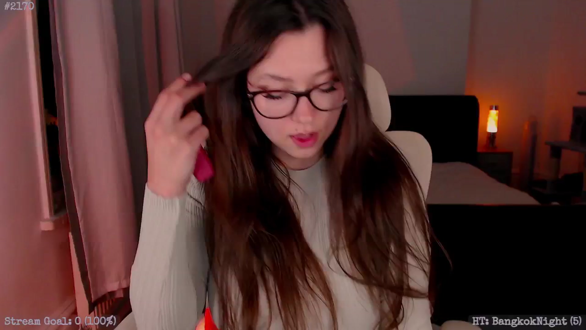 Gallery image thumbnail from AnnAngelx's myfreecams stream on, 05/19/2025, 22:20 image 2 of 20
