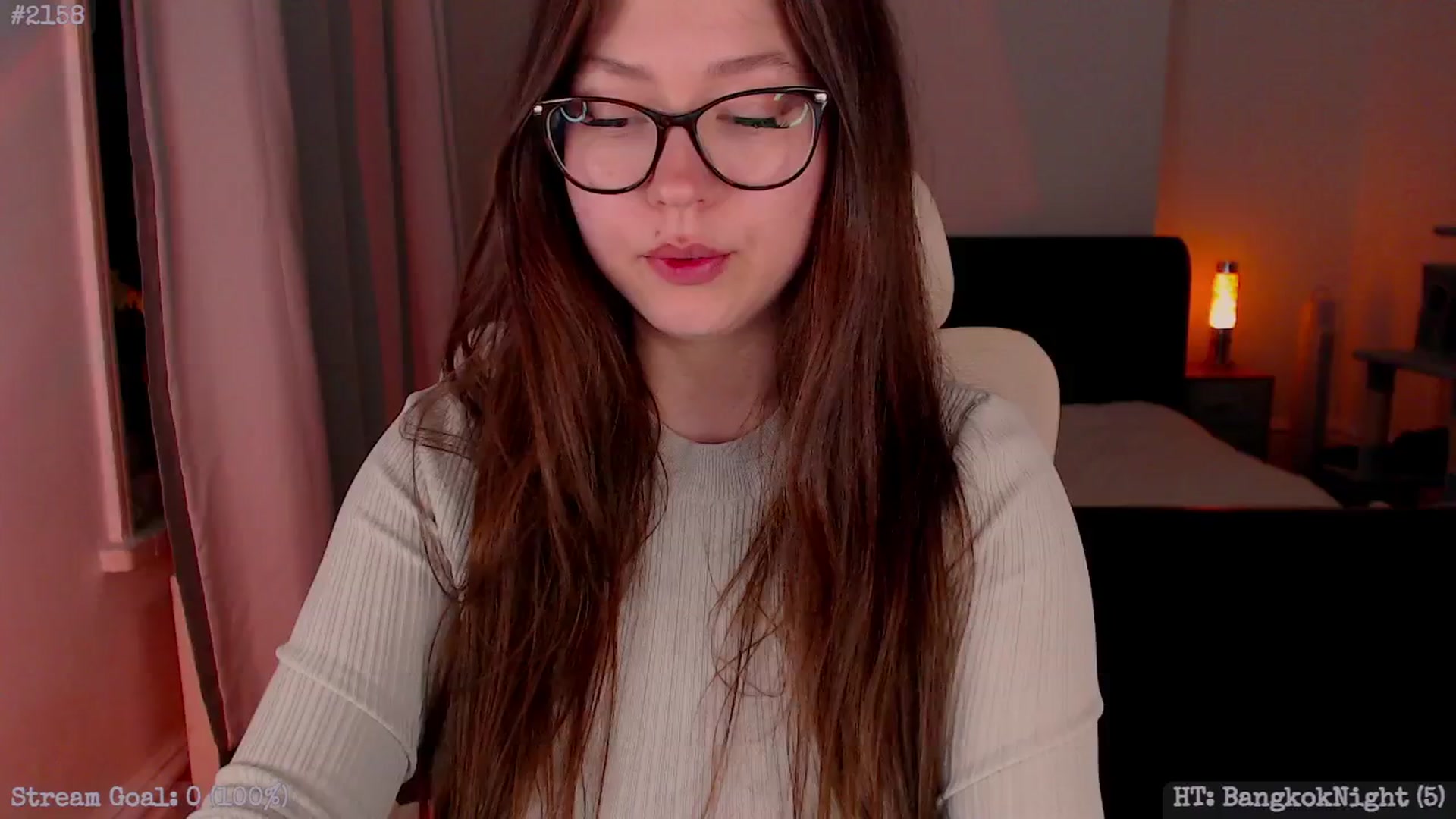 Gallery image thumbnail from AnnAngelx's myfreecams stream on, 05/19/2025, 22:20 image 4 of 20