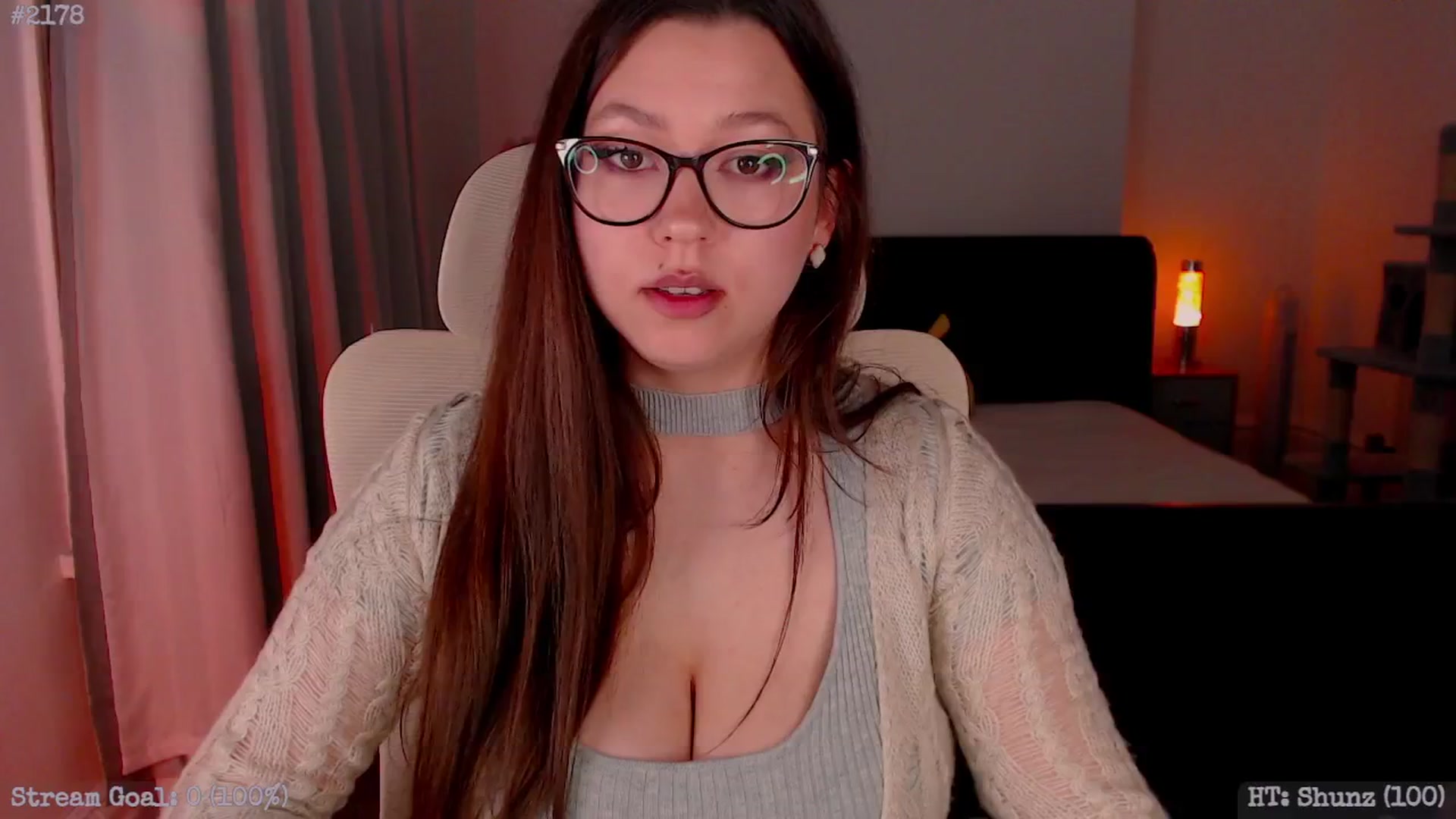 Gallery image thumbnail from AnnAngelx's myfreecams stream on, 05/20/2025, 22:07 image 6 of 20