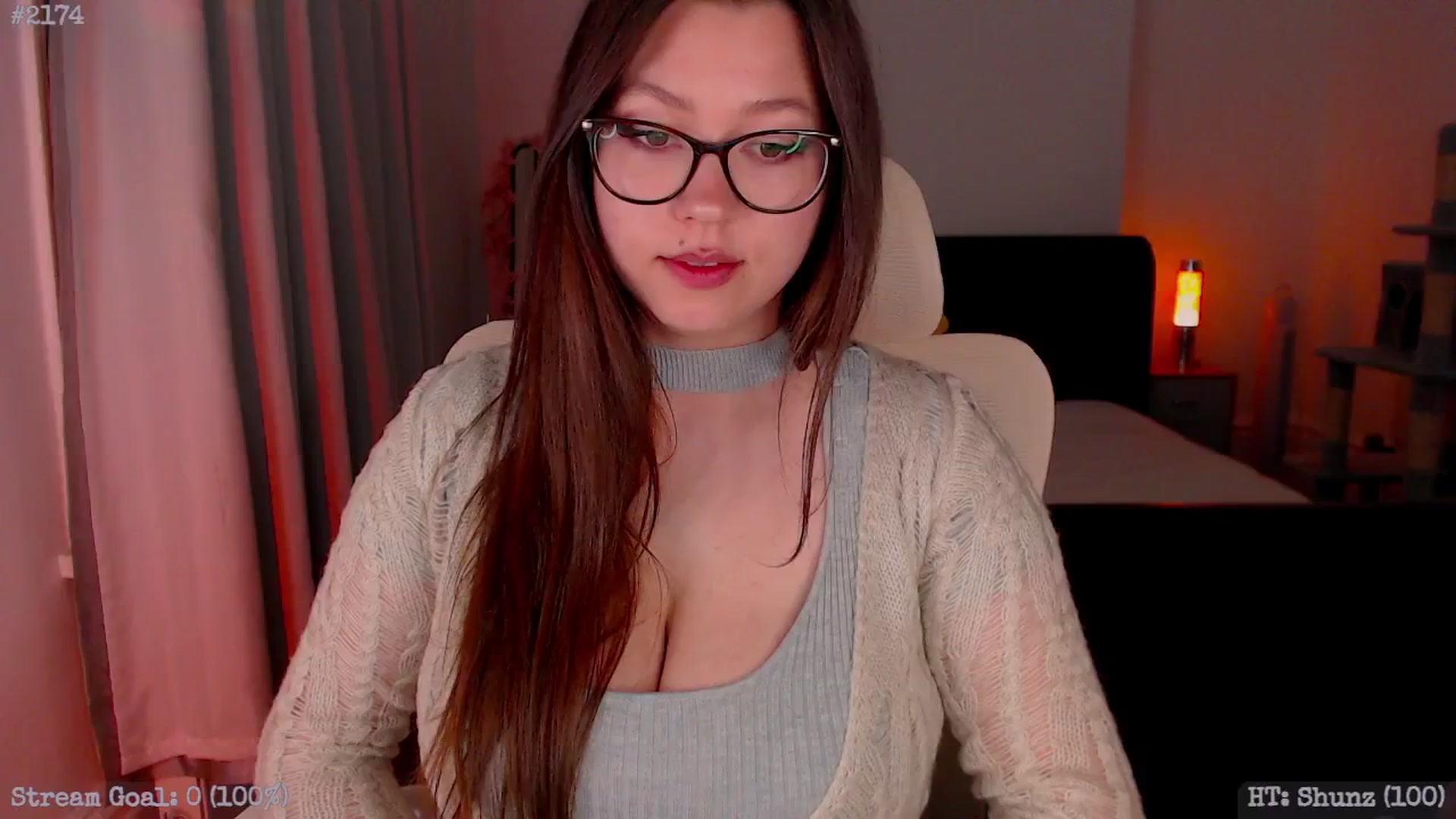 Gallery image thumbnail from AnnAngelx's myfreecams stream on, 05/20/2025, 22:07 image 12 of 20